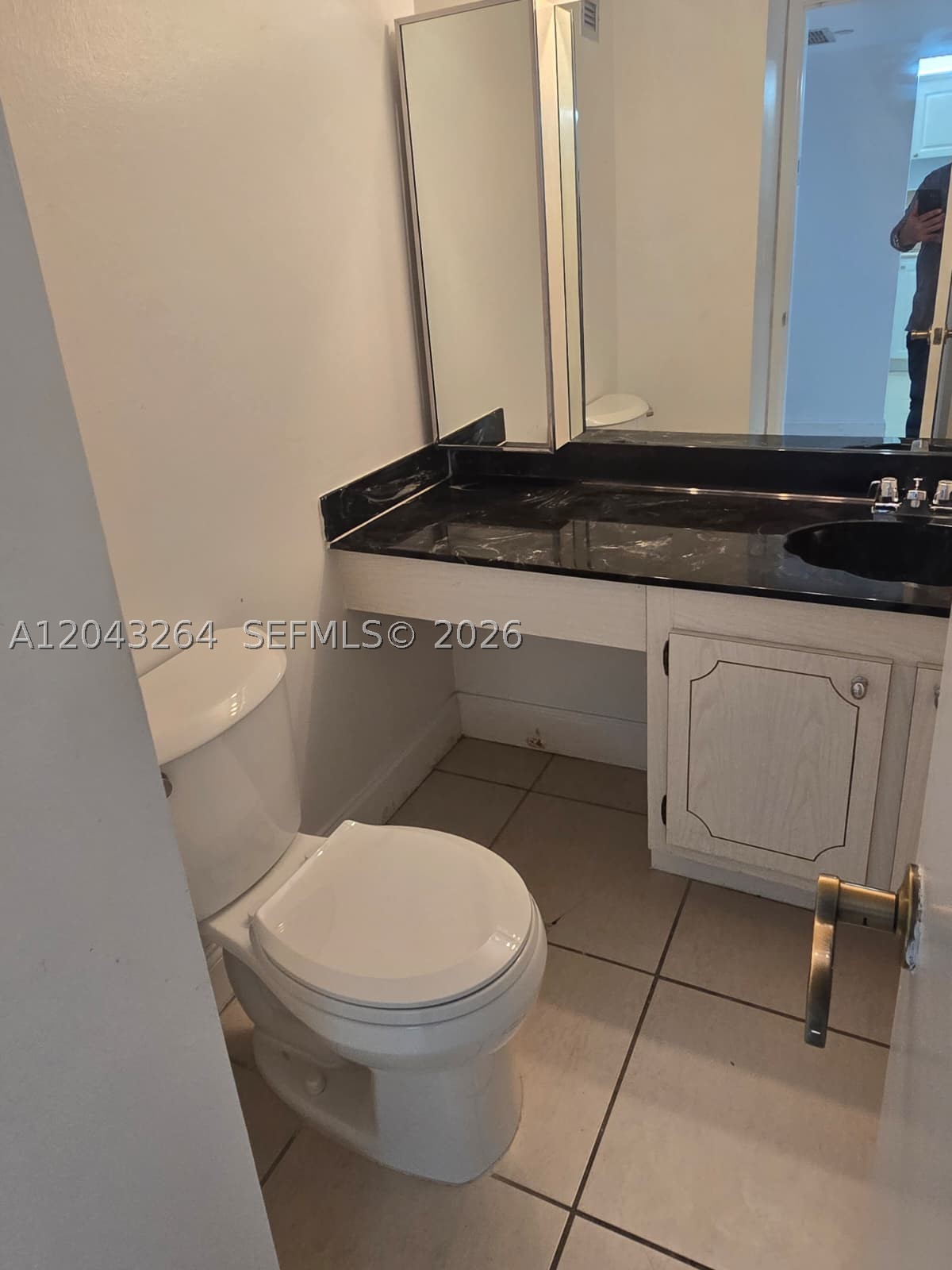 1901 Brickell Ave #B1007, Miami FL 33129