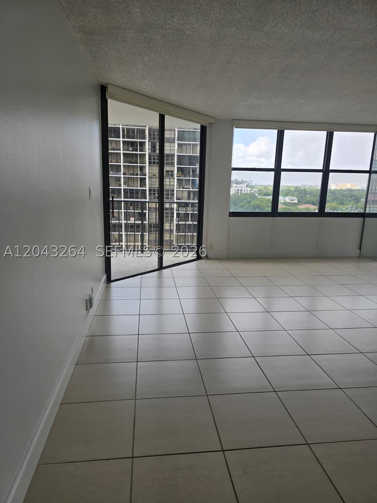1901 Brickell Ave #B1007, Miami FL 33129