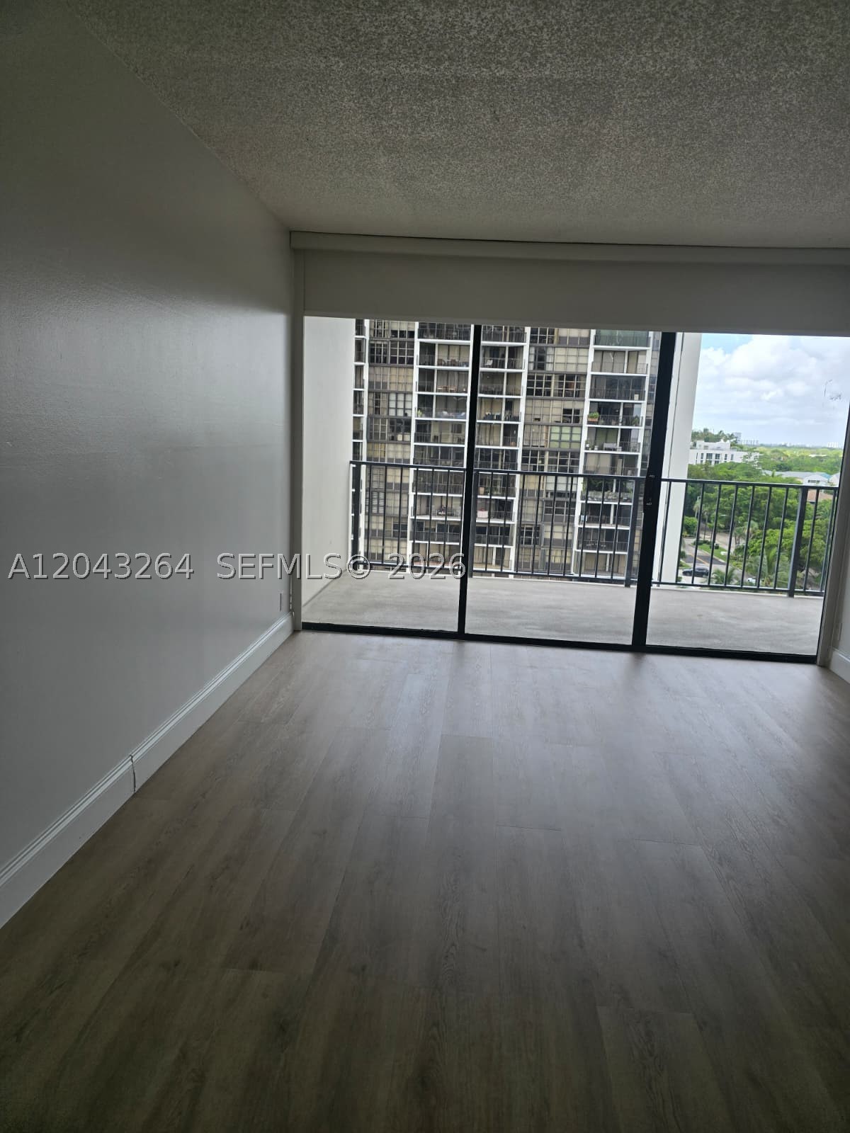 1901 Brickell Ave #B1007, Miami FL 33129