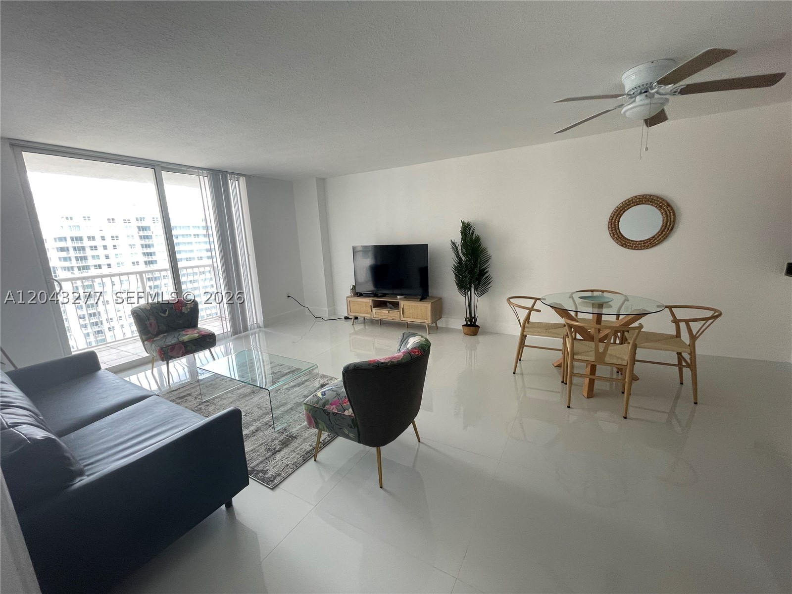 1200 BRICKELL BAY DR #3104, Miami FL 33131