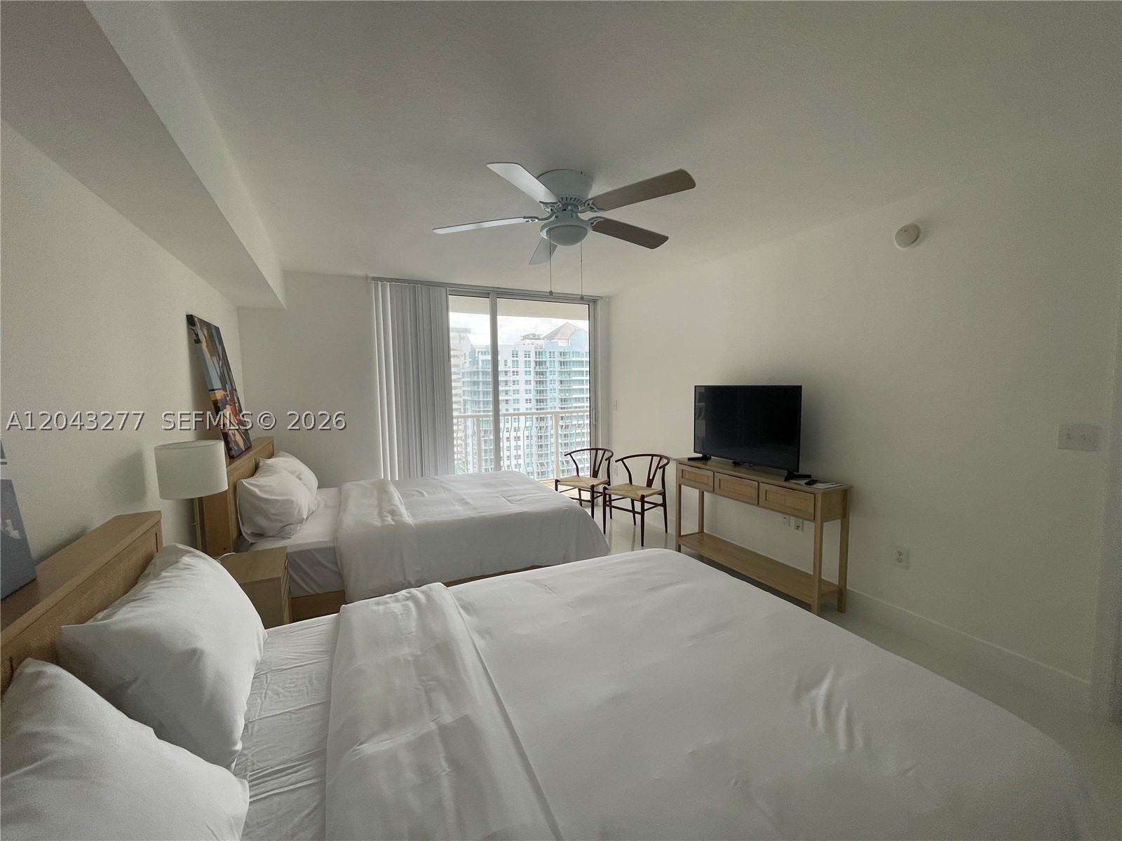 1200 BRICKELL BAY DR #3104, Miami FL 33131