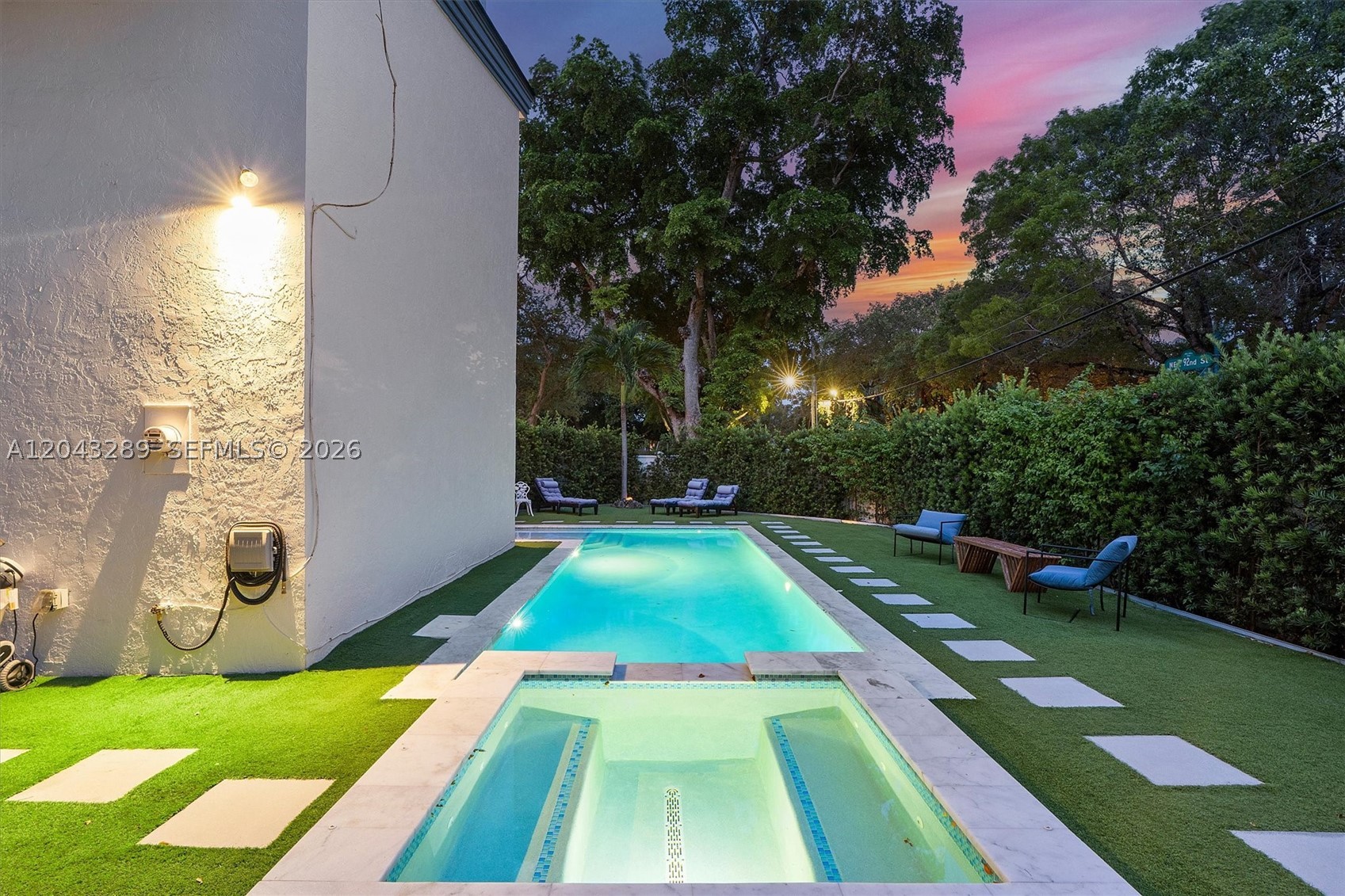 9200 NE 12th Ave, Miami Shores FL 33138