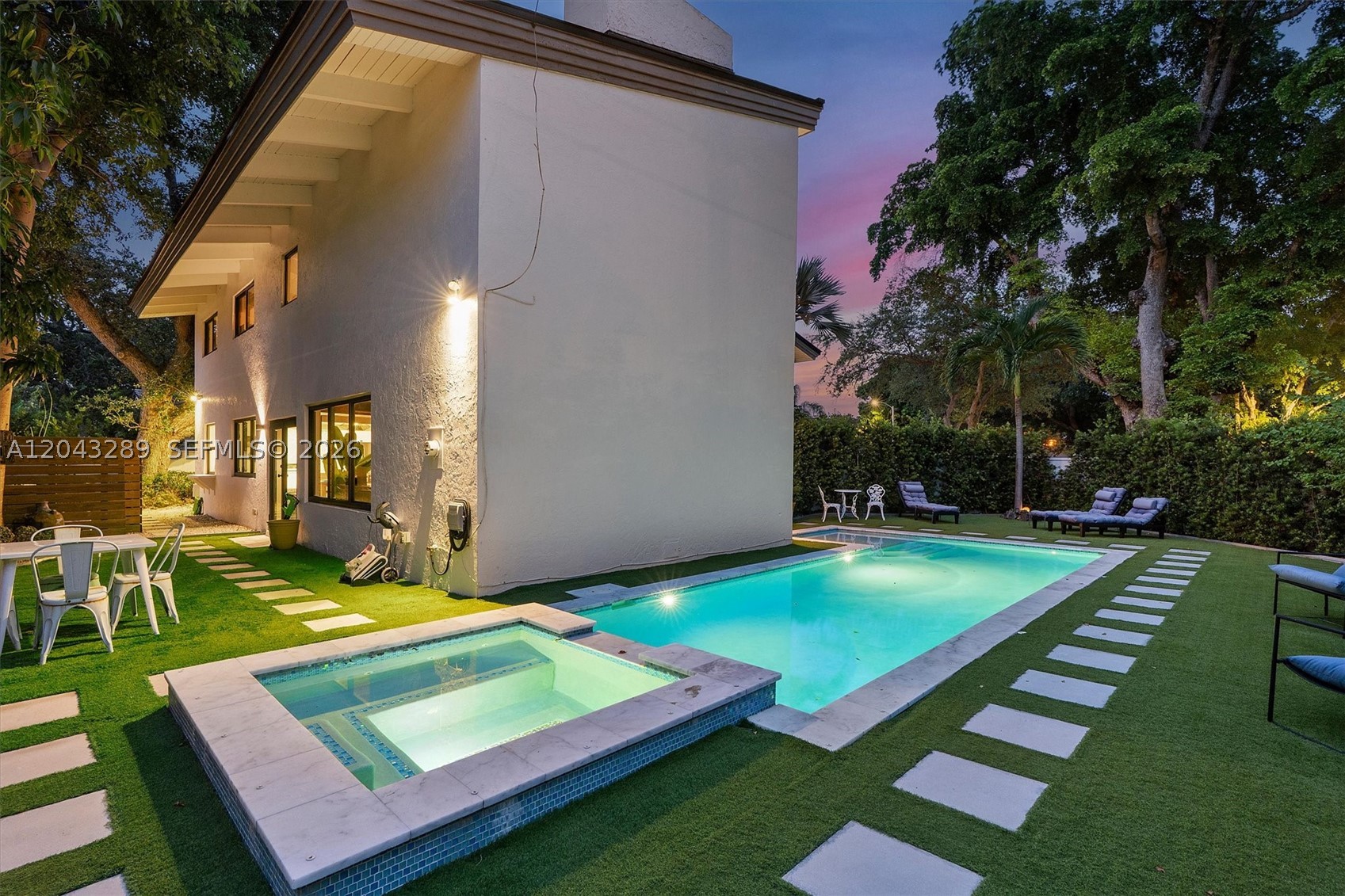 9200 NE 12th Ave, Miami Shores FL 33138
