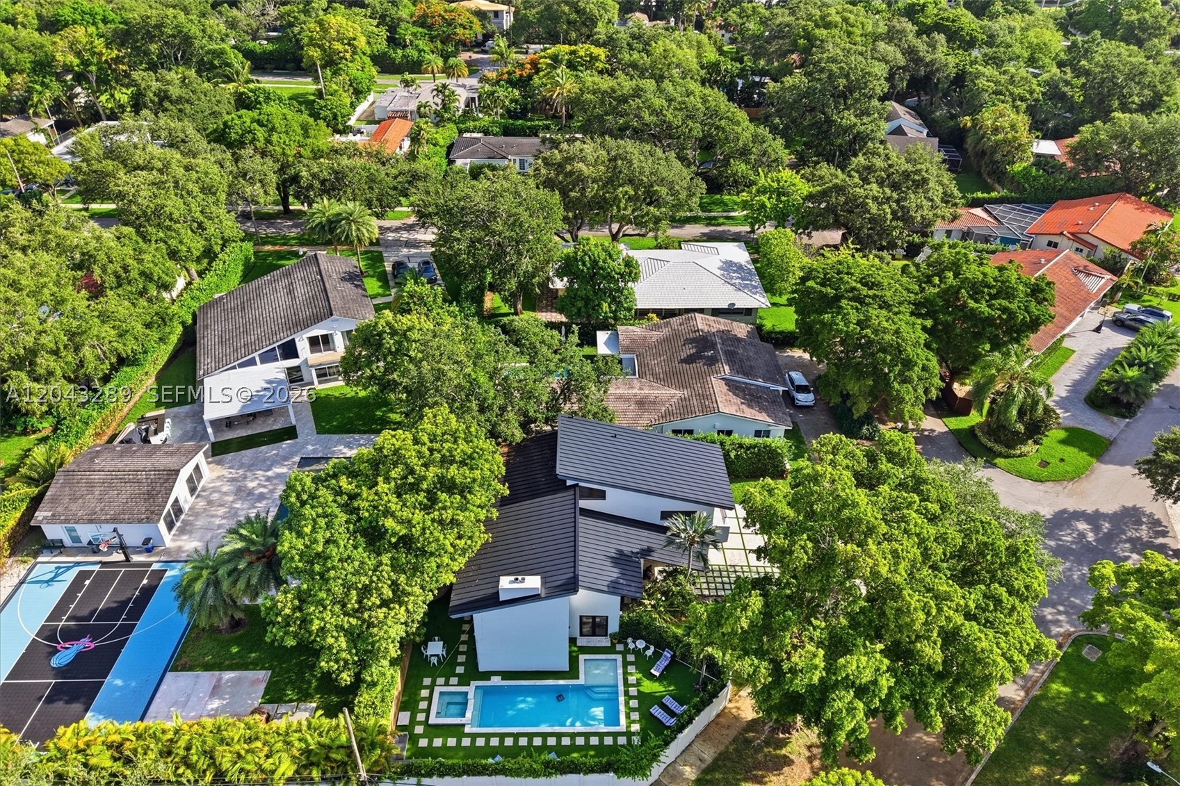9200 NE 12th Ave, Miami Shores FL 33138