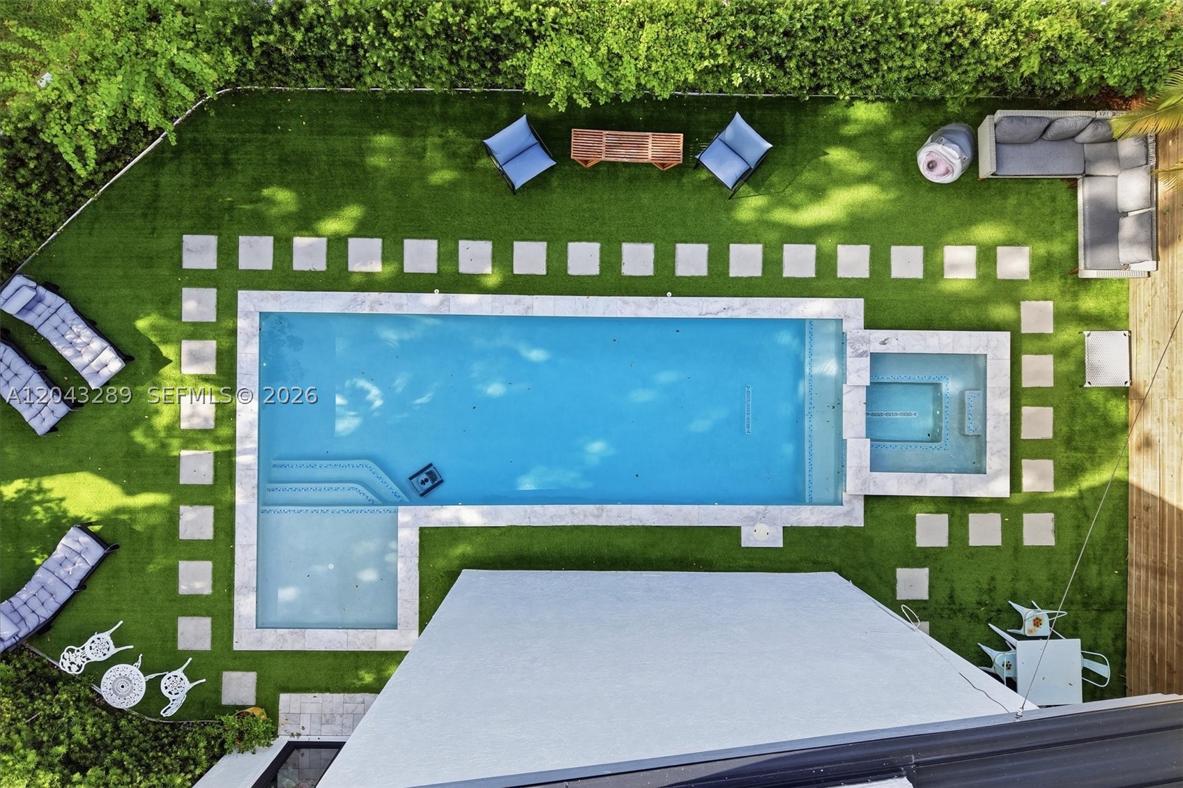 9200 NE 12th Ave, Miami Shores FL 33138
