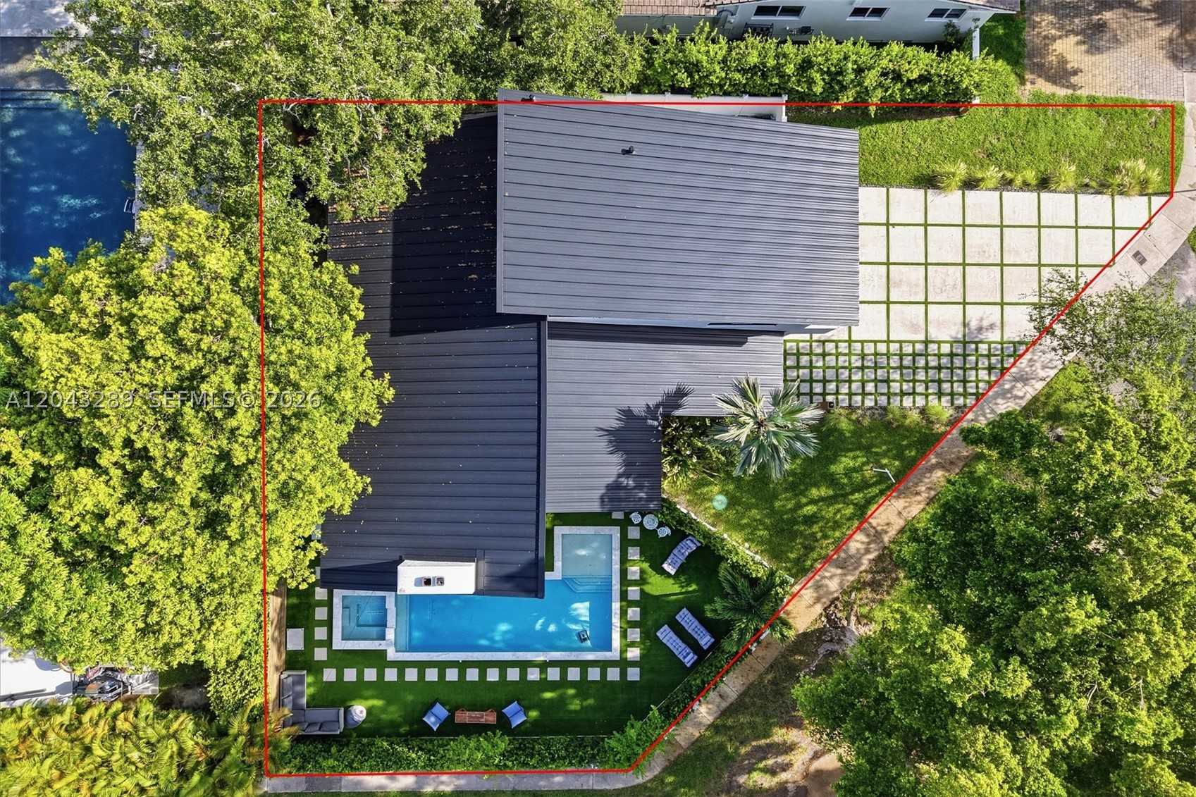 9200 NE 12th Ave, Miami Shores FL 33138