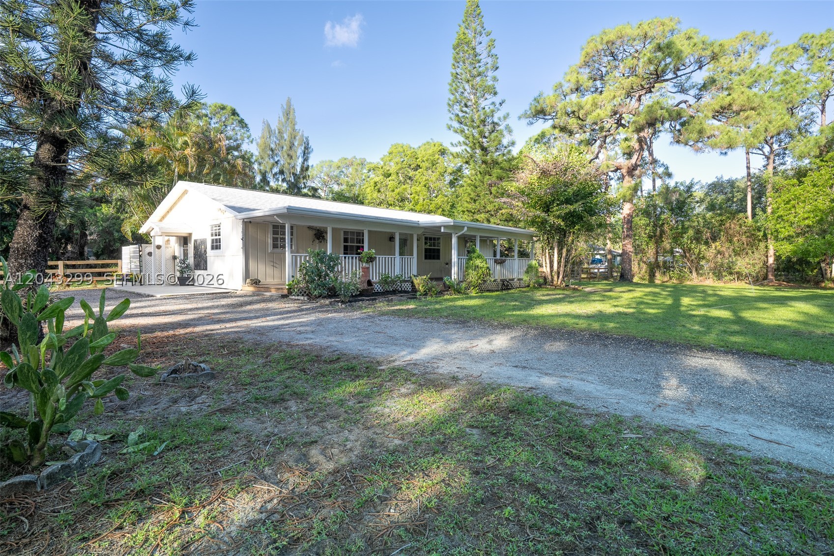 15160 Scotts Pl, Loxahatchee FL 33470