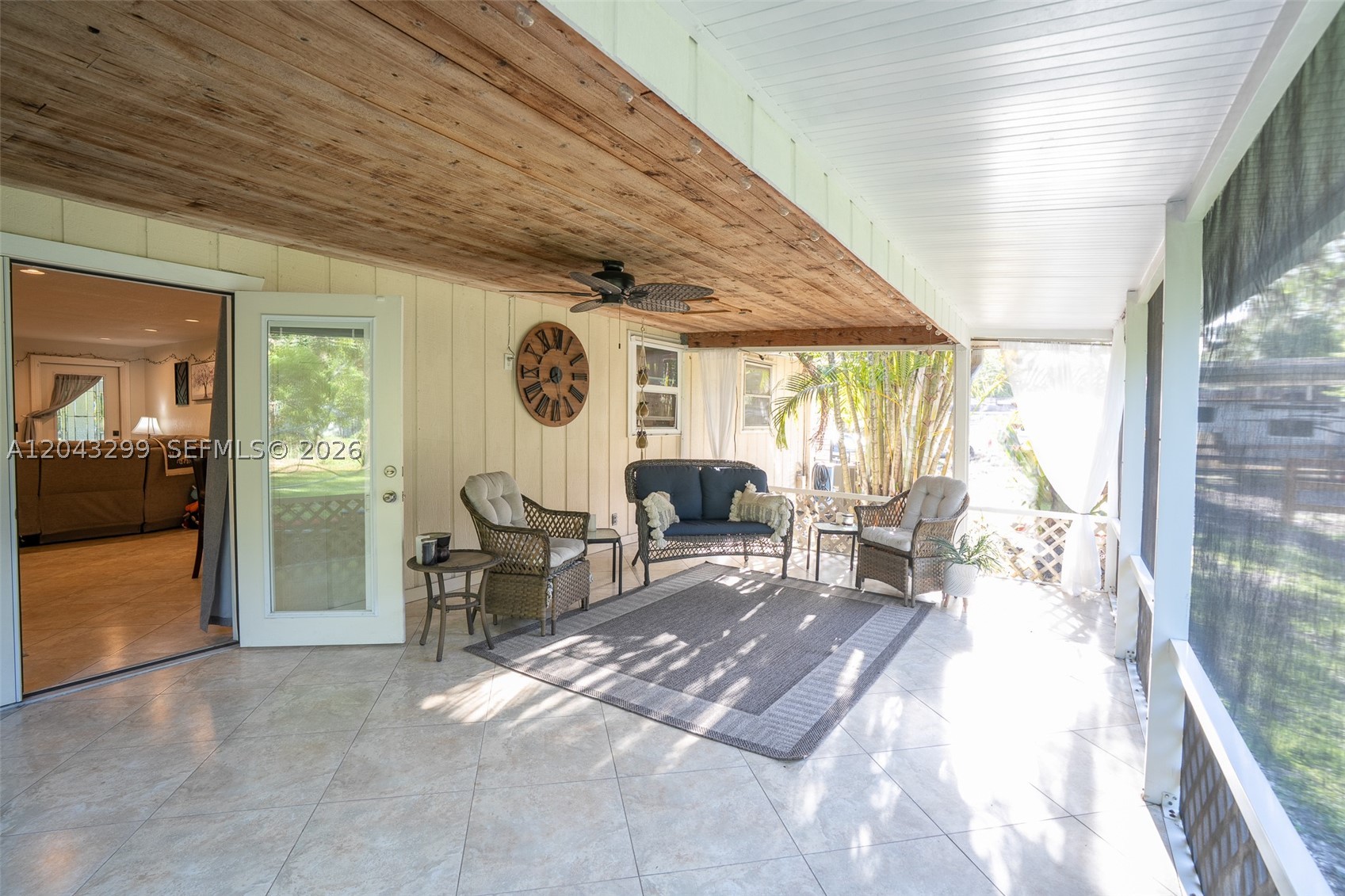 15160 Scotts Pl, Loxahatchee FL 33470