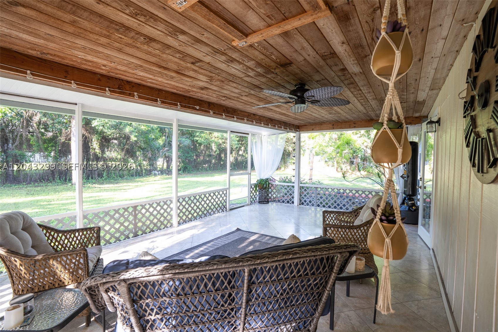 15160 Scotts Pl, Loxahatchee FL 33470