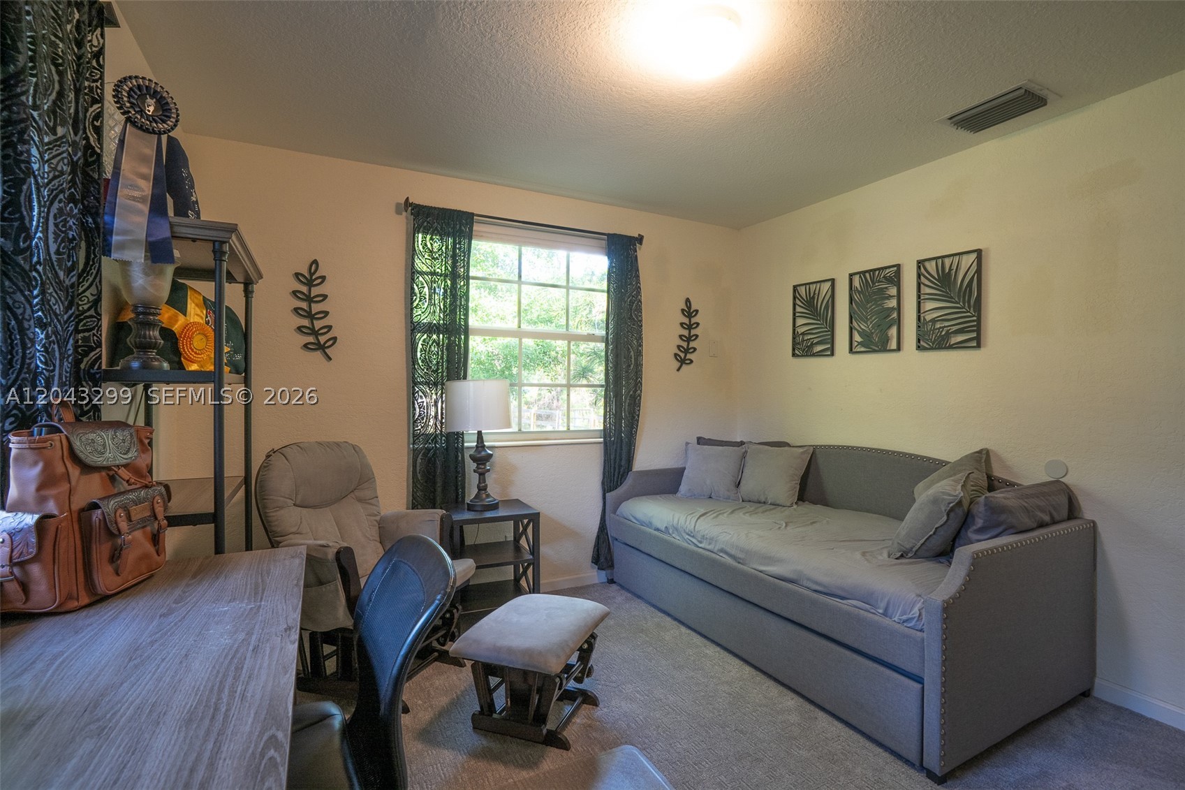 15160 Scotts Pl, Loxahatchee FL 33470