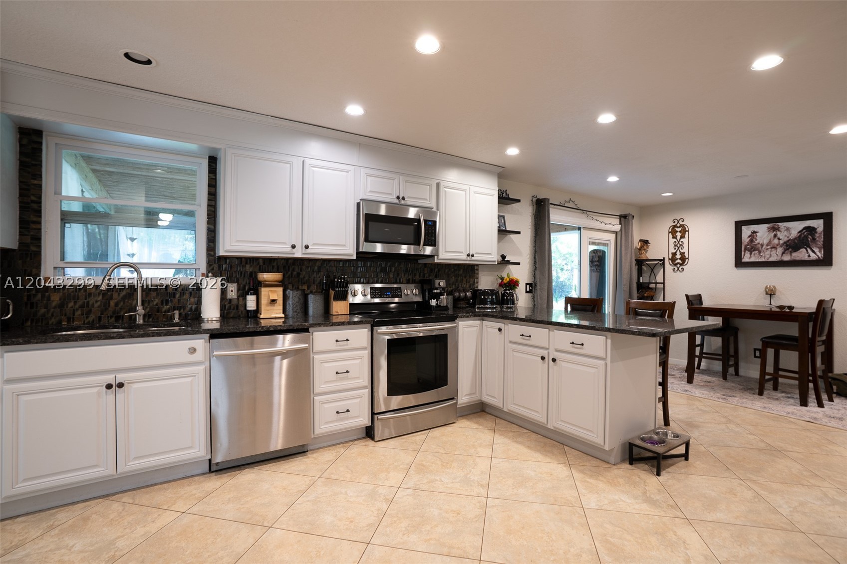 15160 Scotts Pl, Loxahatchee FL 33470