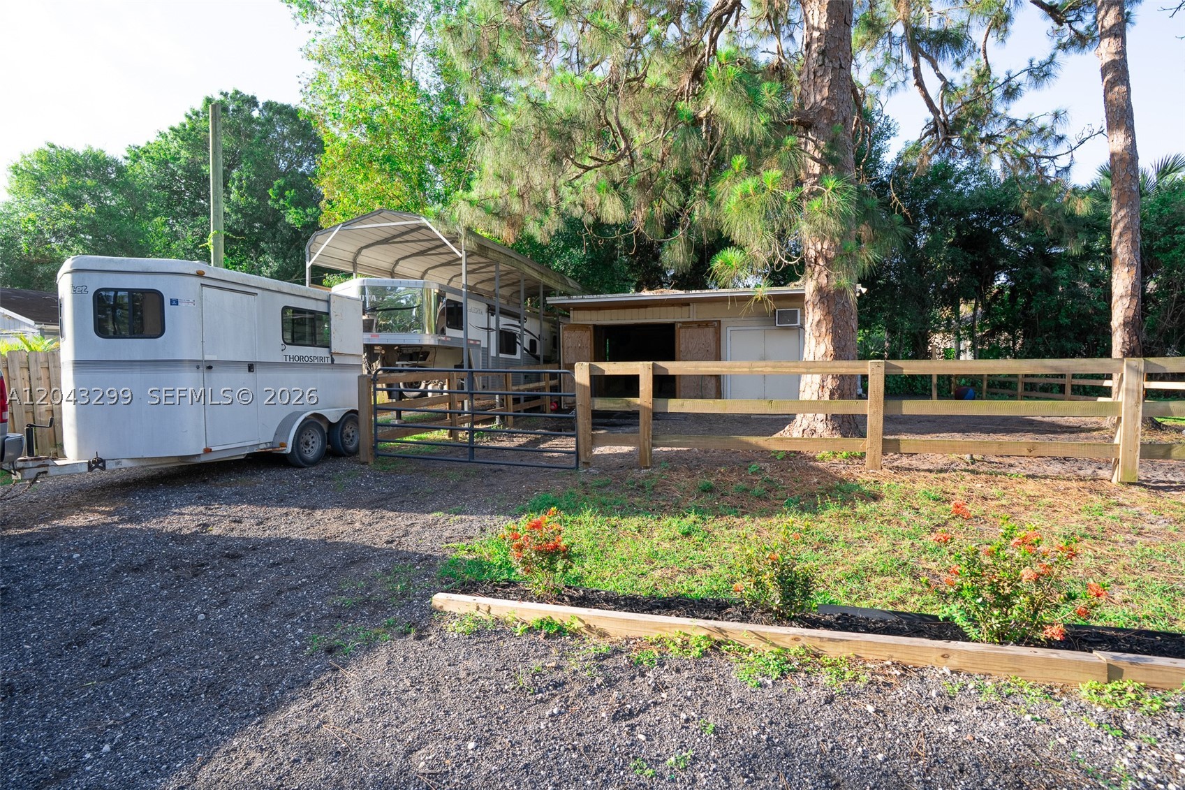 15160 Scotts Pl, Loxahatchee FL 33470