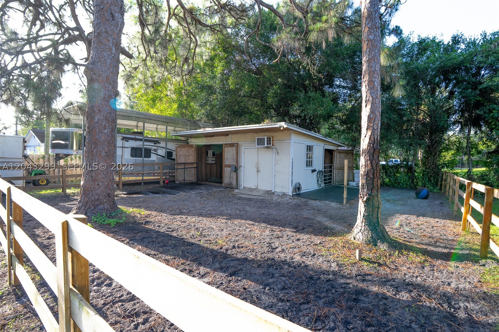 15160 Scotts Pl, Loxahatchee FL 33470