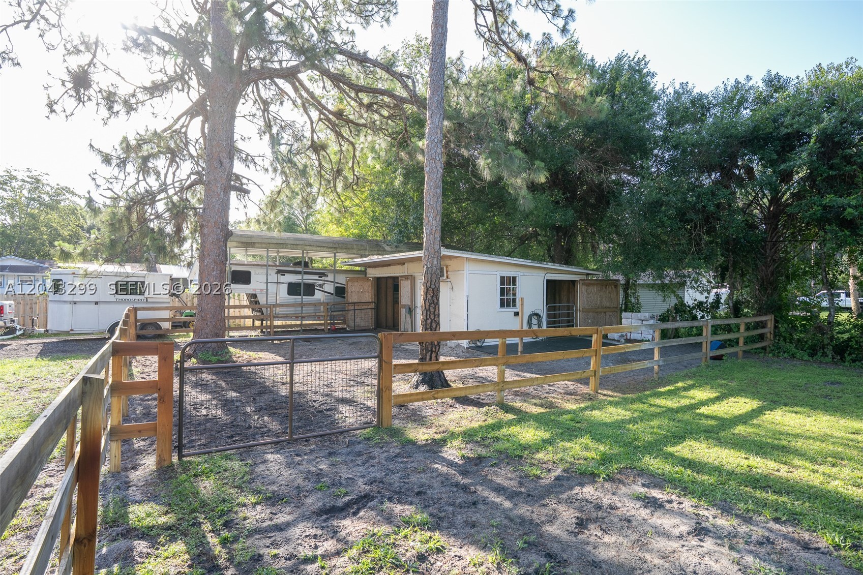 15160 Scotts Pl, Loxahatchee FL 33470
