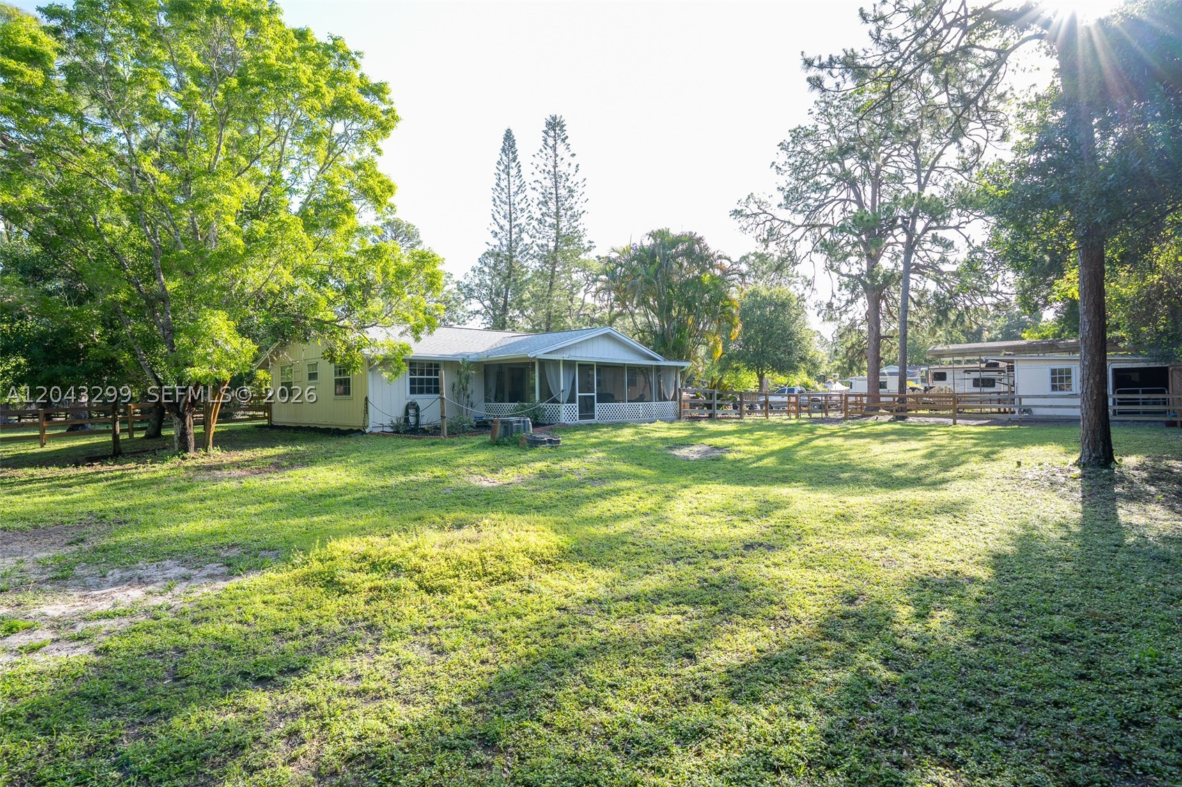 15160 Scotts Pl, Loxahatchee FL 33470