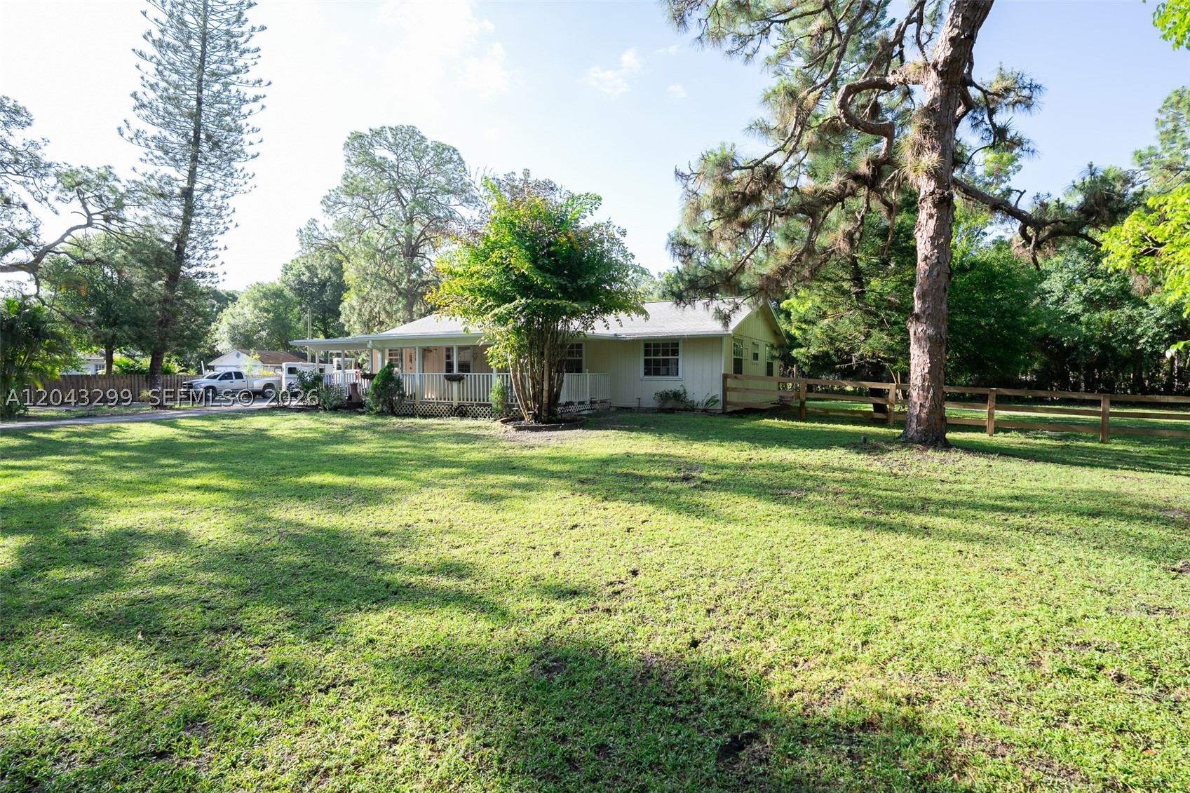 15160 Scotts Pl, Loxahatchee FL 33470