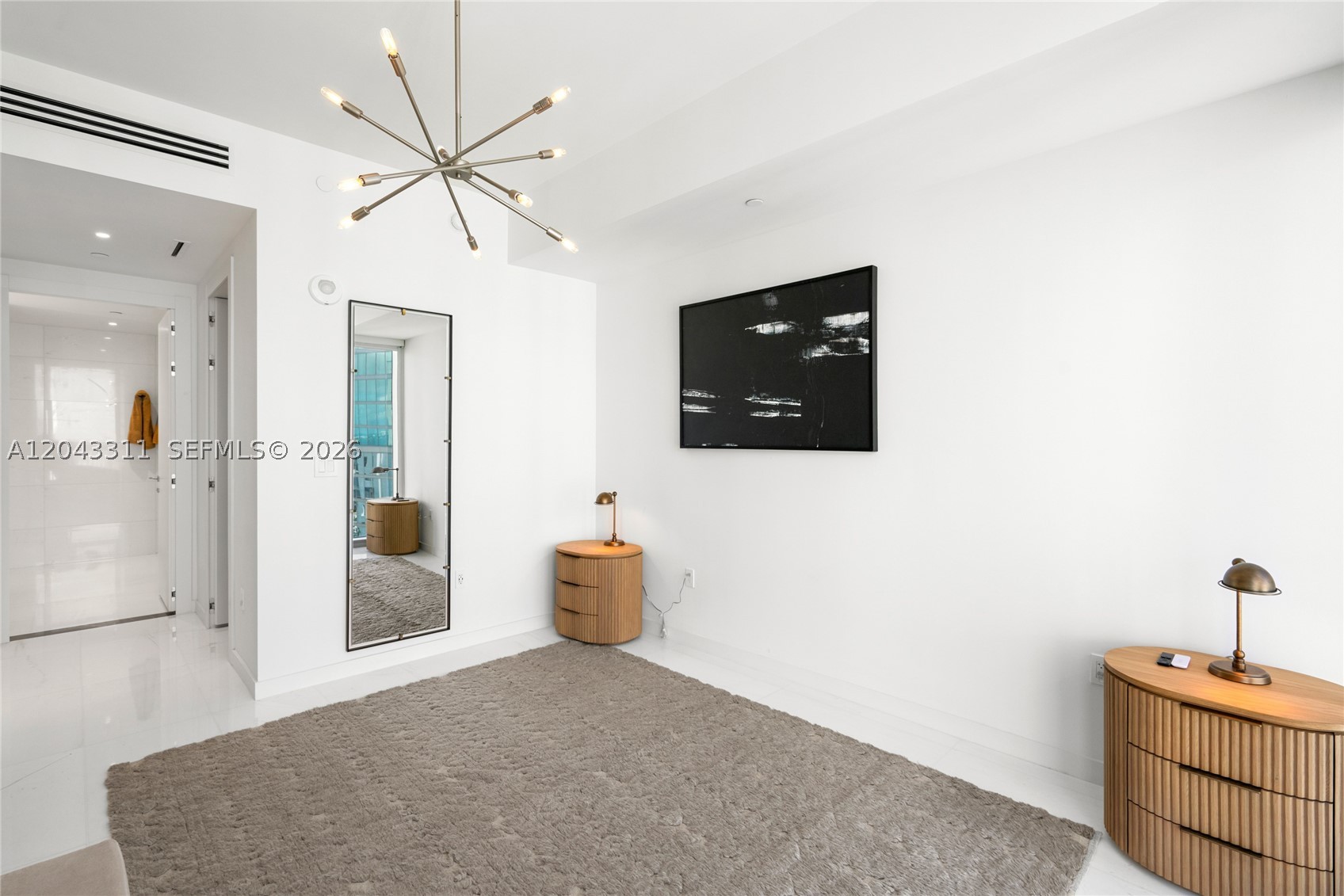 300 Biscayne Boulevard Way #4009W, Miami FL 33131
