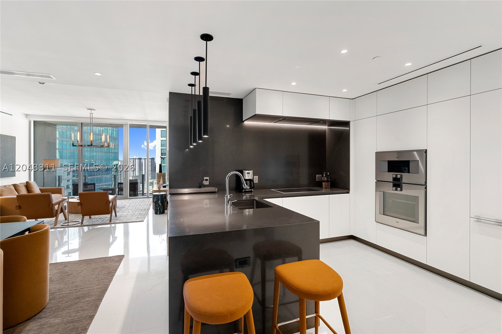 300 Biscayne Boulevard Way #4009W, Miami FL 33131