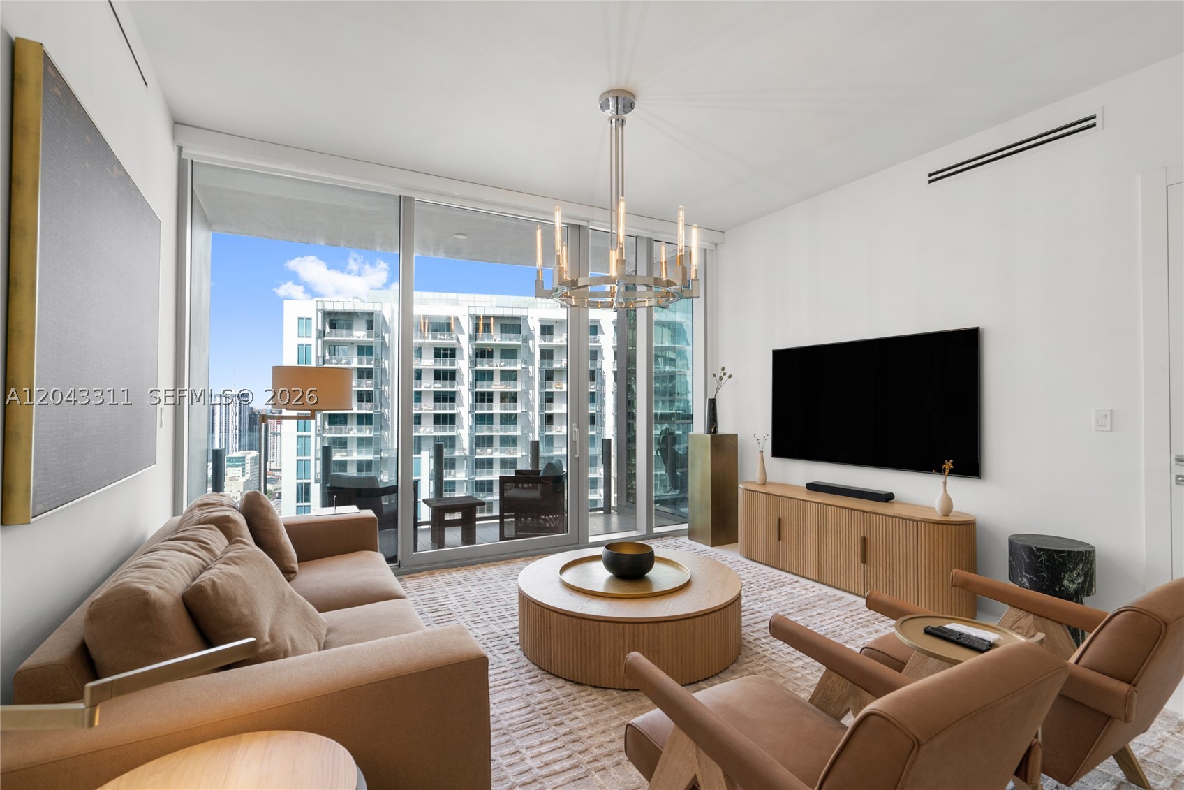 300 Biscayne Boulevard Way #4009W, Miami FL 33131