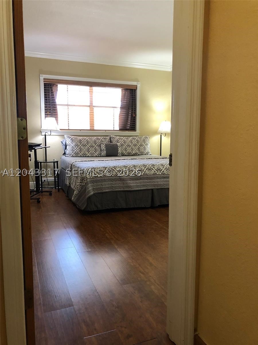 6705 N Kendall Dr #312, Pinecrest FL 33156