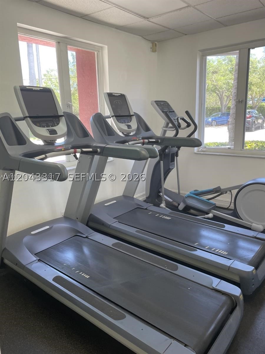 6705 N Kendall Dr #312, Pinecrest FL 33156