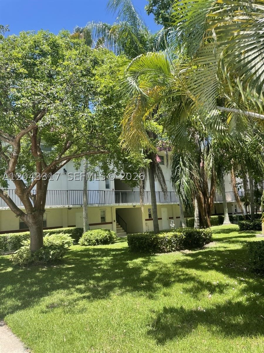 6705 N Kendall Dr #312, Pinecrest FL 33156
