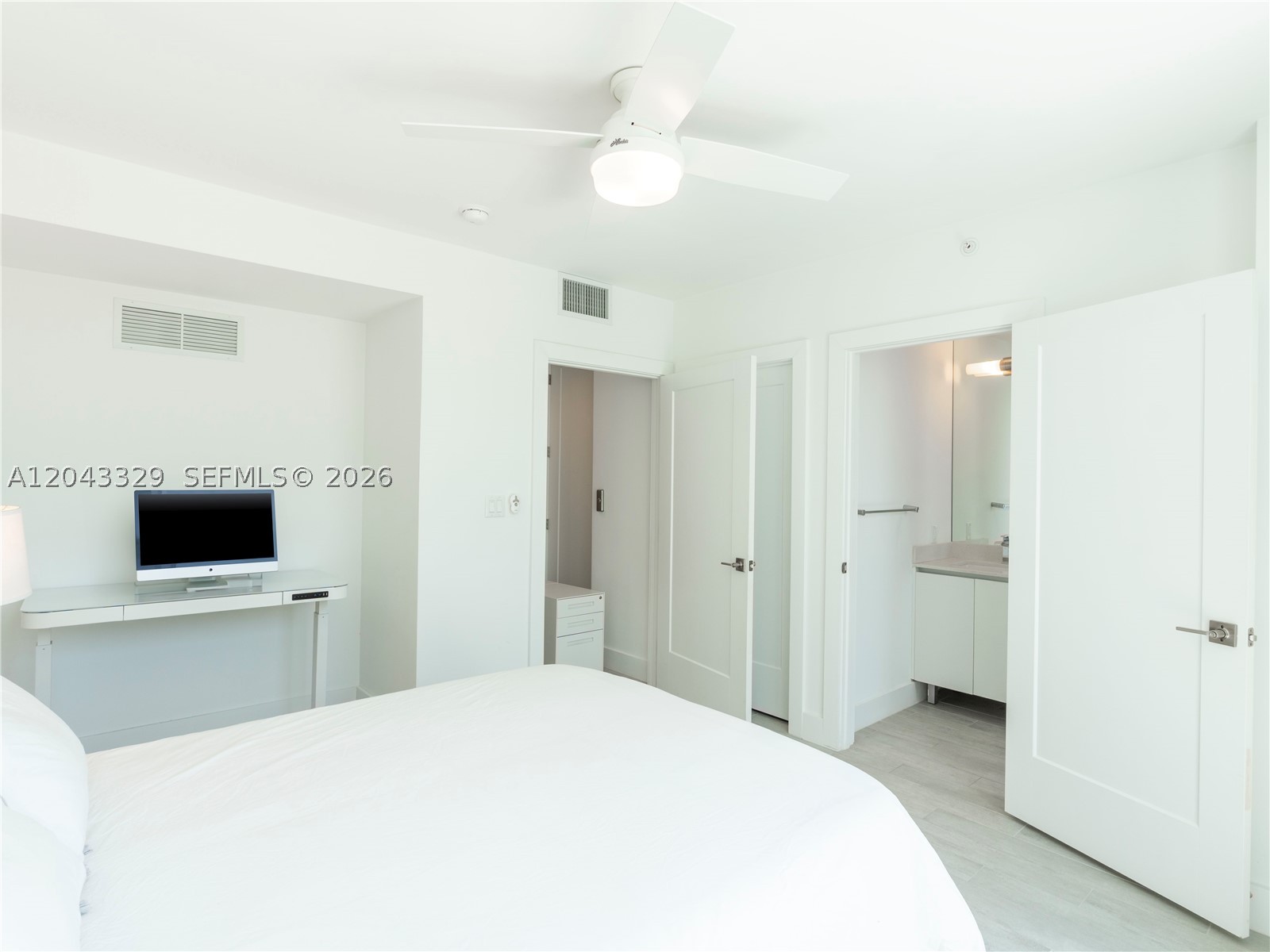 51 N Shore Dr #51, Miami Beach FL 33141