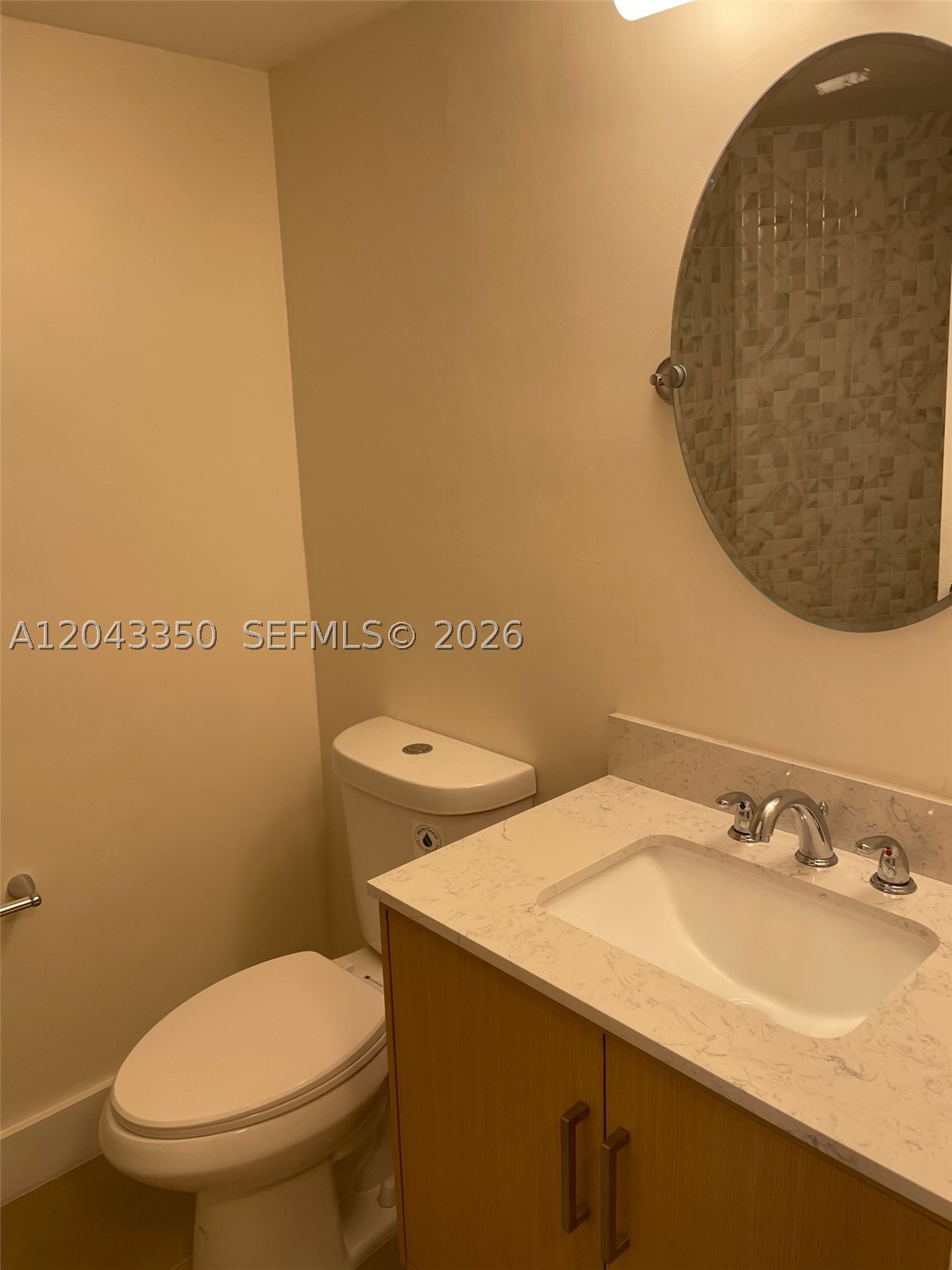 215 Lake Pointe Dr #109, Oakland Park FL 33309