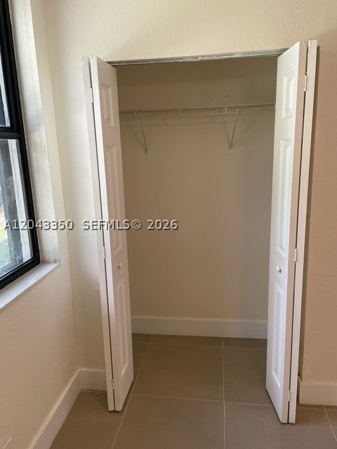 215 Lake Pointe Dr #109, Oakland Park FL 33309