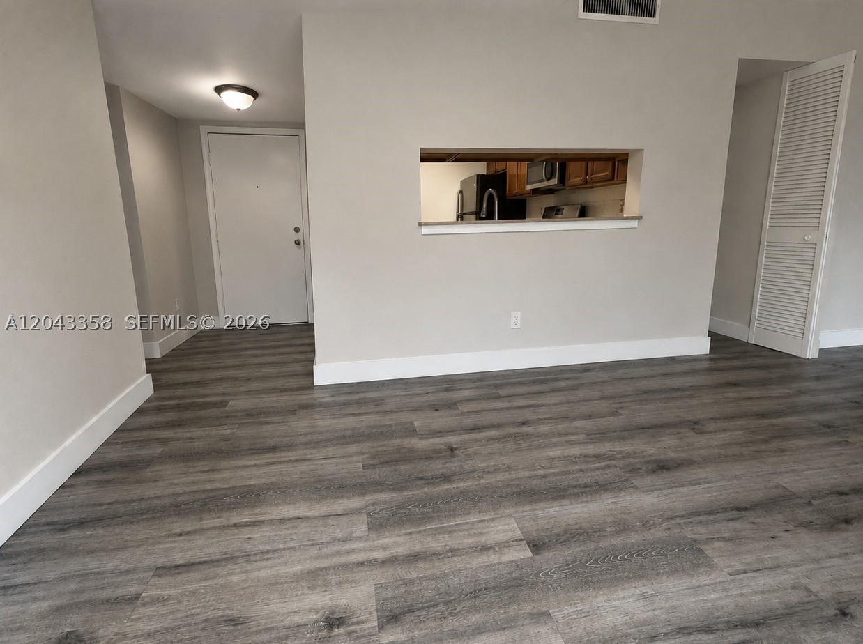 3400 Foxcroft Rd #215, Miramar FL 33025