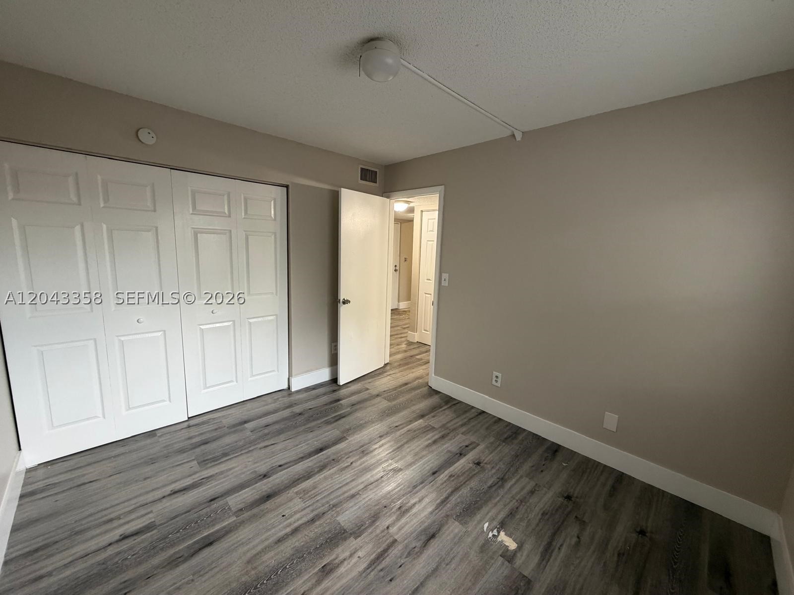3400 Foxcroft Rd #215, Miramar FL 33025