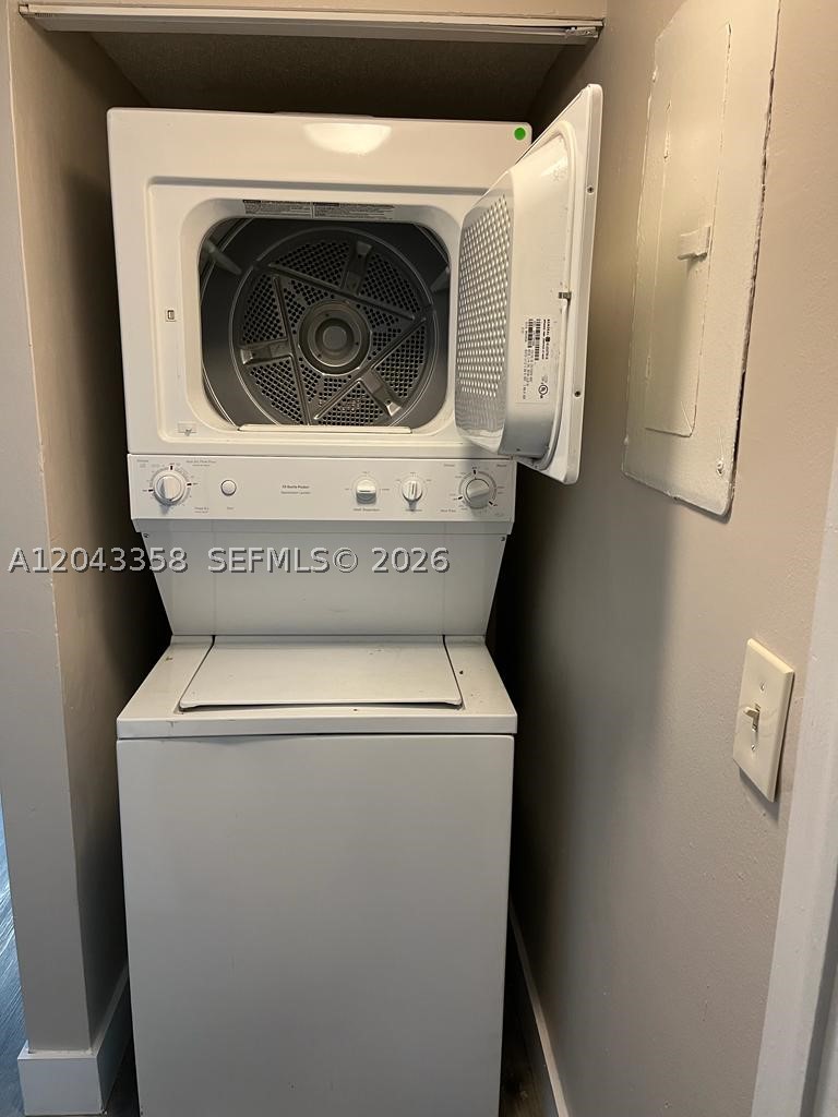3400 Foxcroft Rd #215, Miramar FL 33025