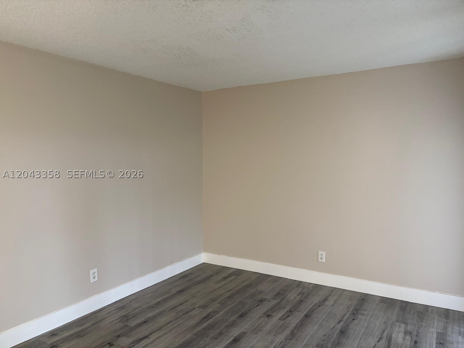 3400 Foxcroft Rd #215, Miramar FL 33025