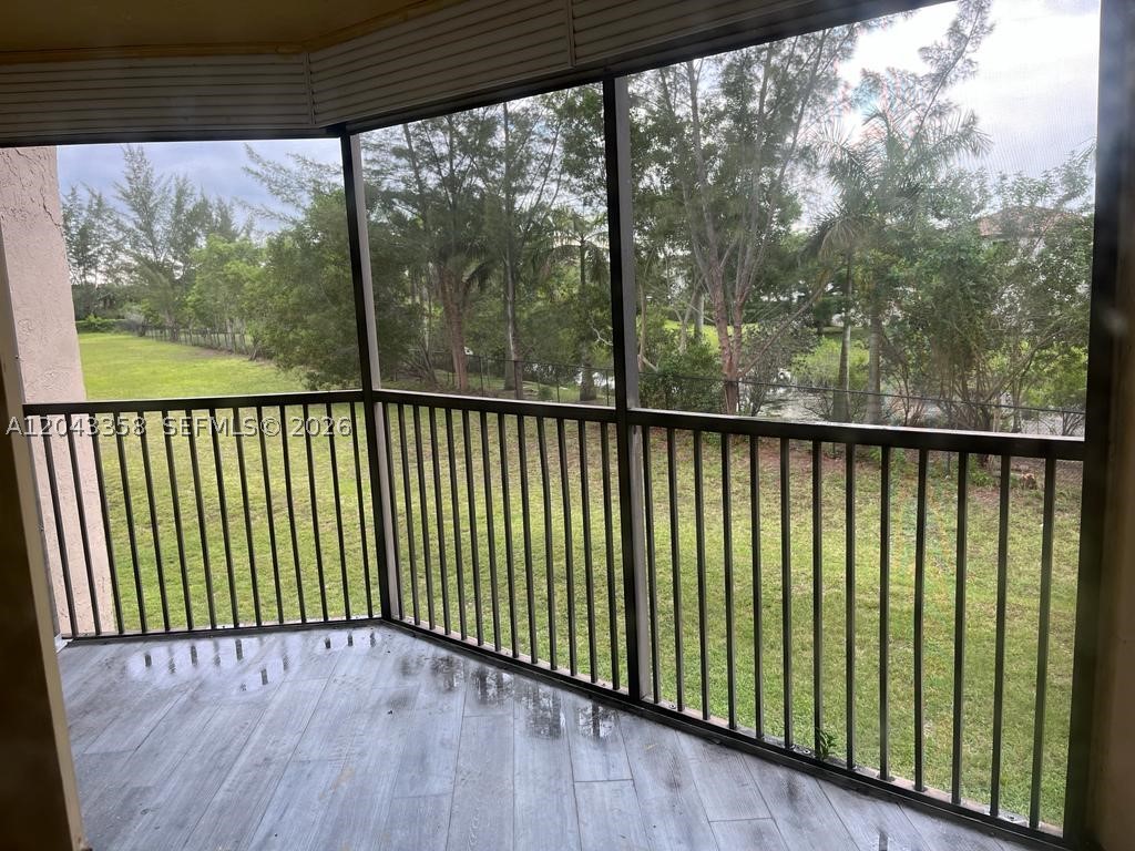 3400 Foxcroft Rd #215, Miramar FL 33025
