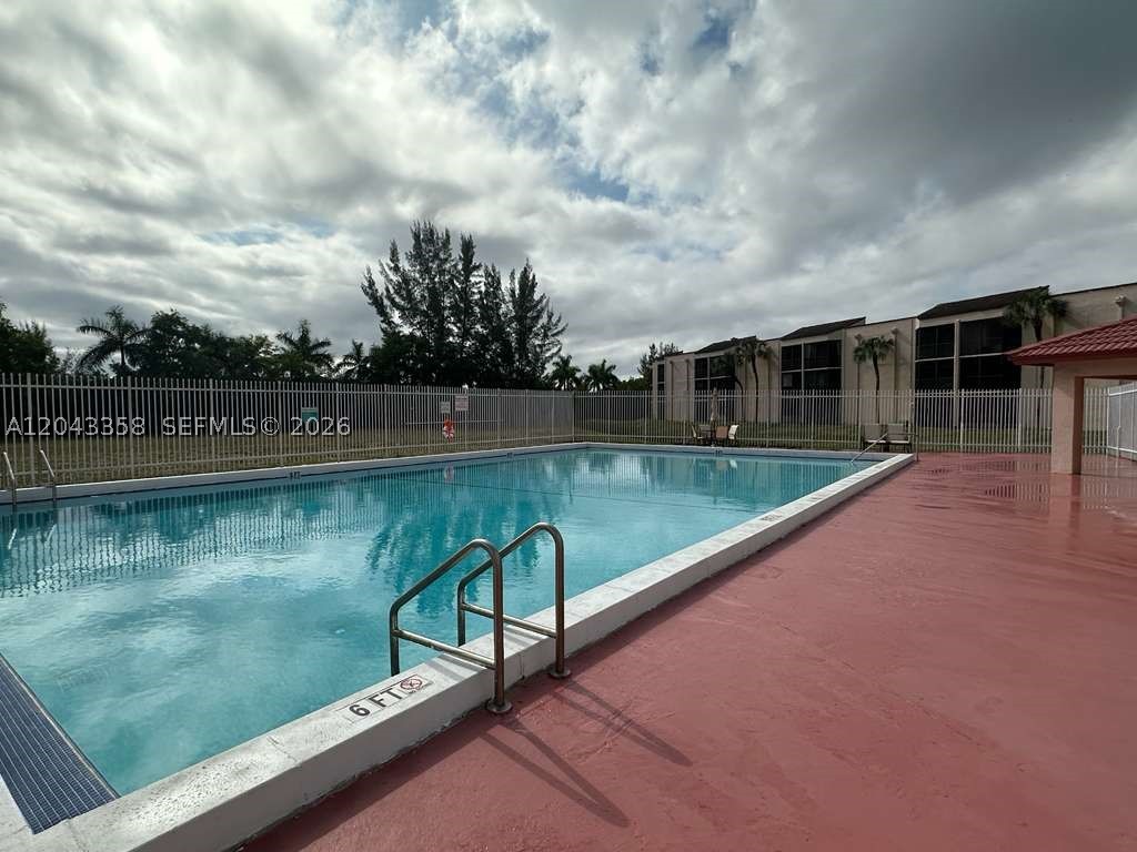 3400 Foxcroft Rd #215, Miramar FL 33025