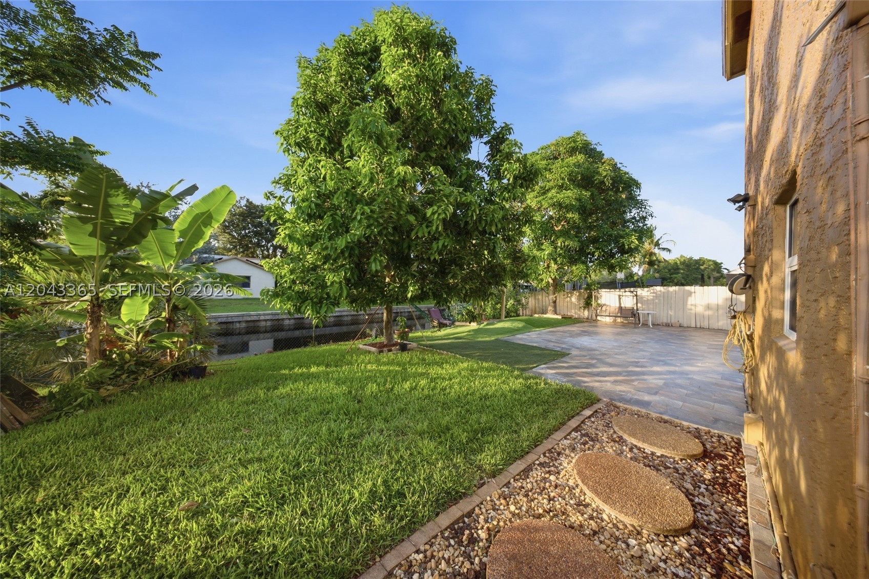 7919 NW 50th St, Lauderhill FL 33351