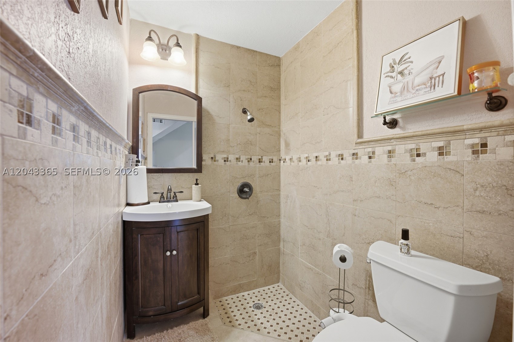 7919 NW 50th St, Lauderhill FL 33351