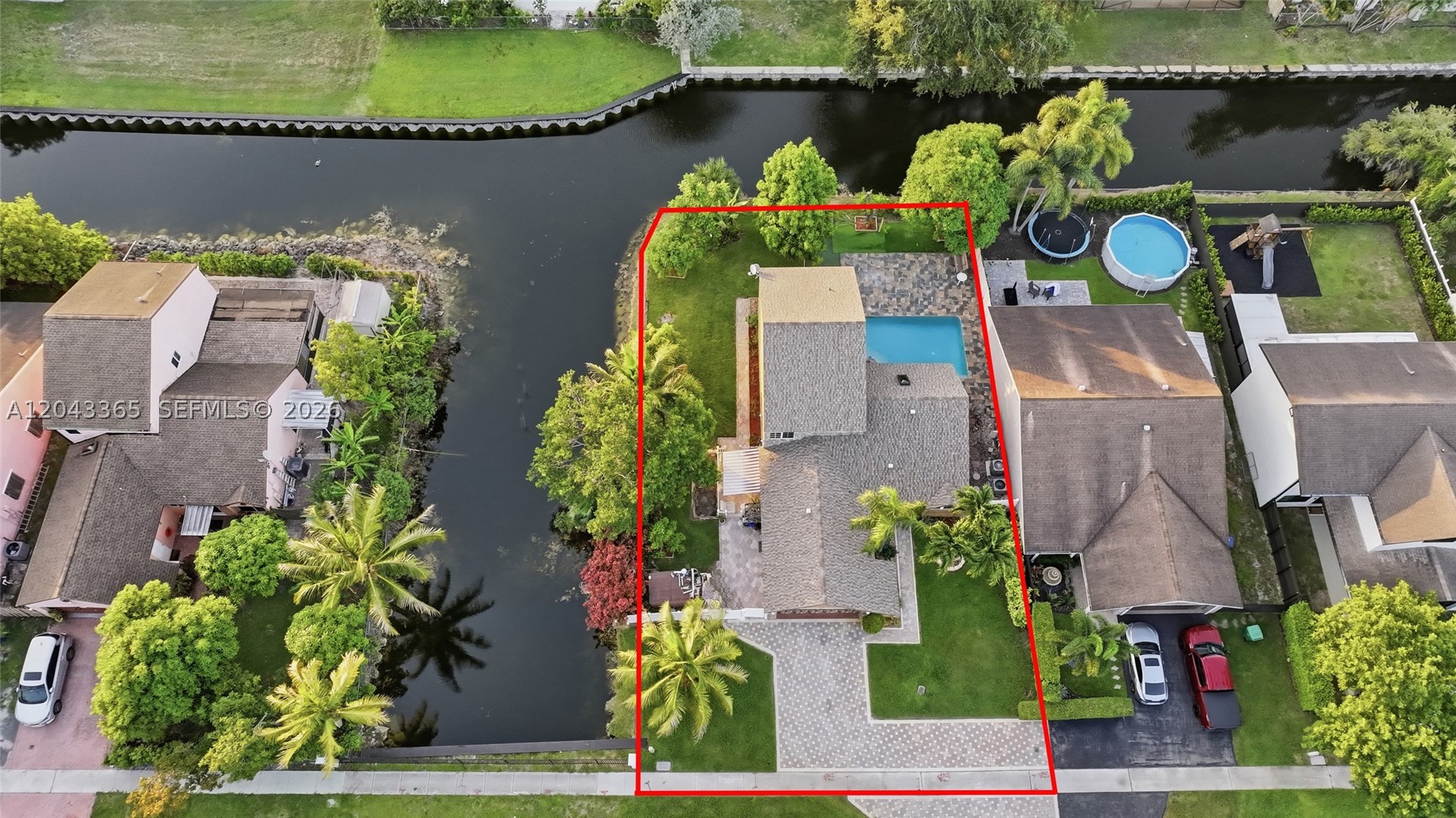 7919 NW 50th St, Lauderhill FL 33351
