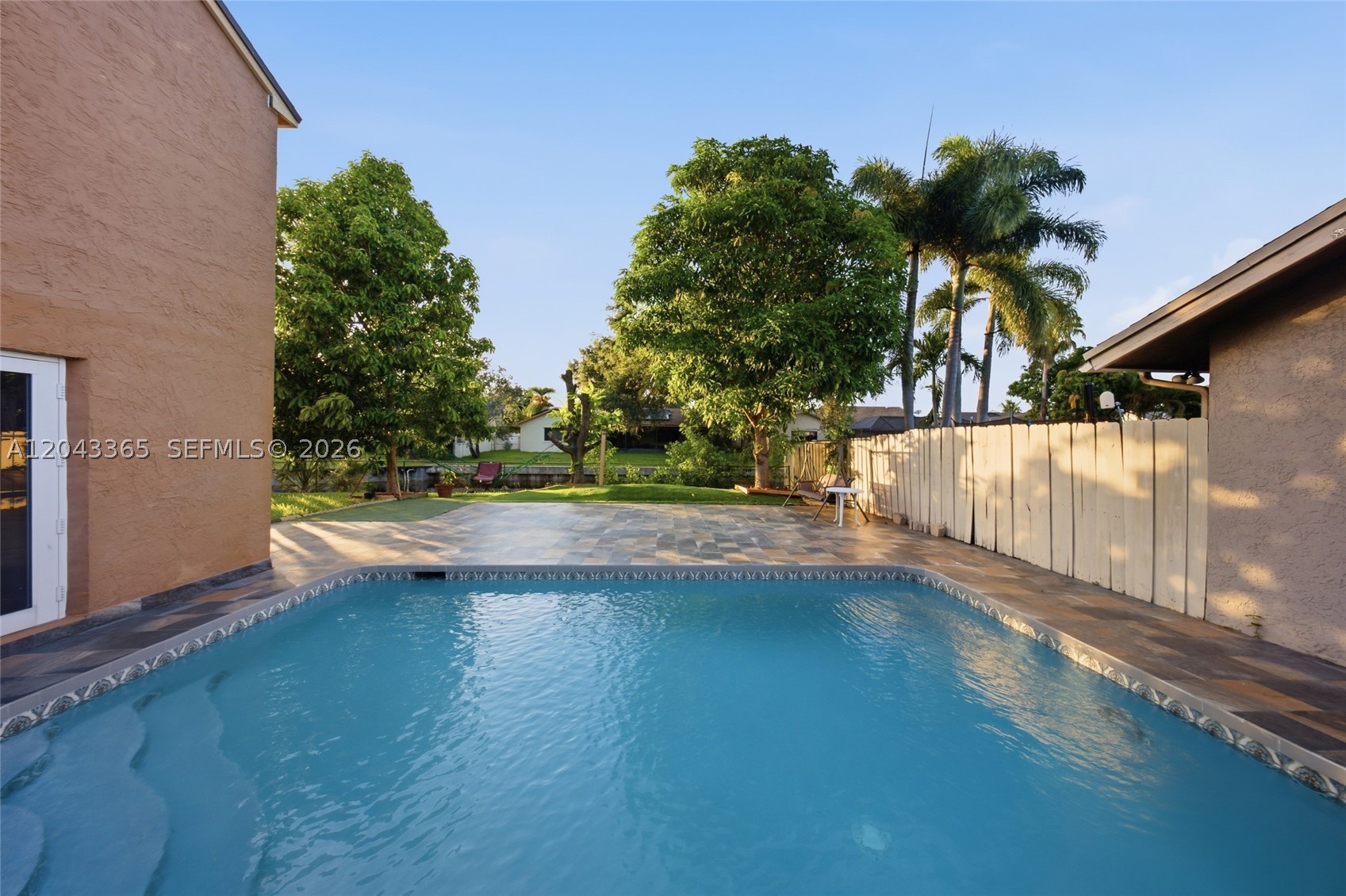 7919 NW 50th St, Lauderhill FL 33351