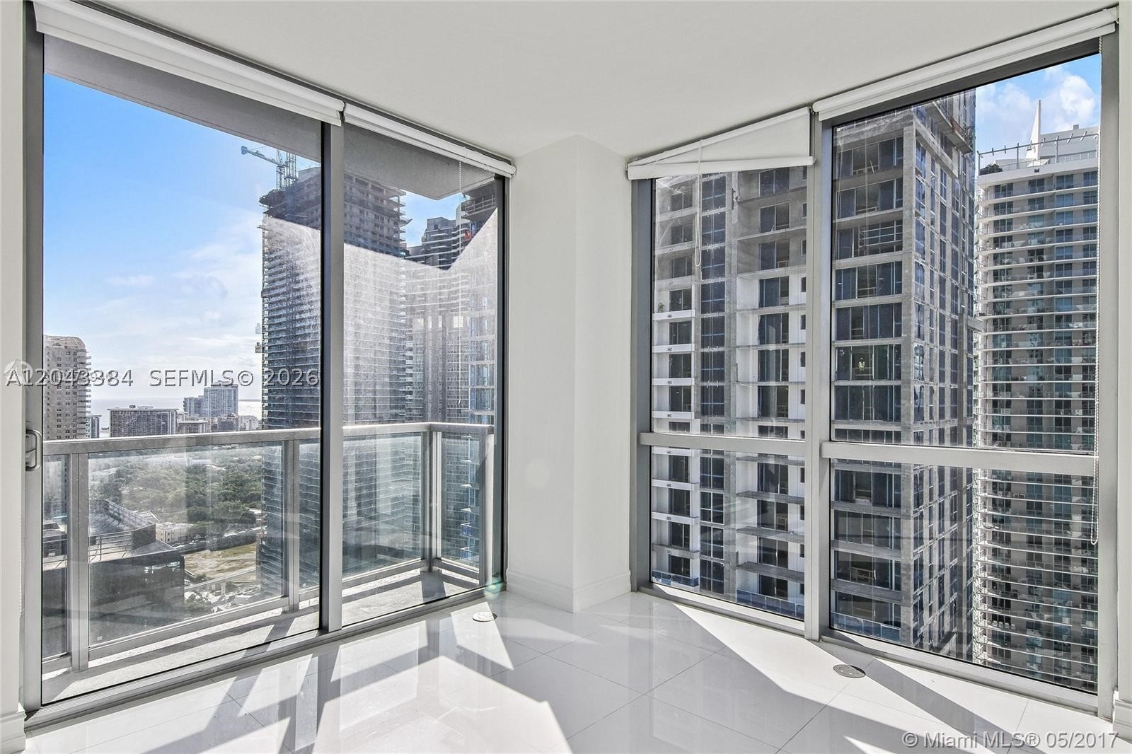 1060 Brickell Ave #2911, Miami FL 33131