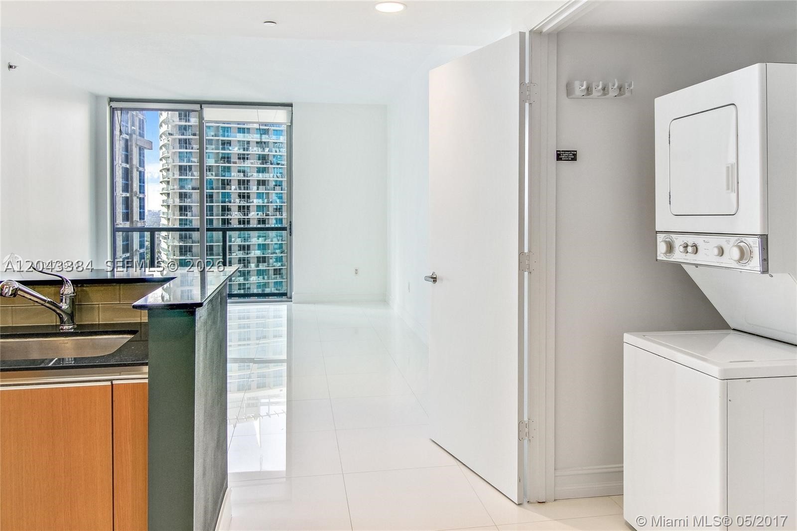 1060 Brickell Ave #2911, Miami FL 33131