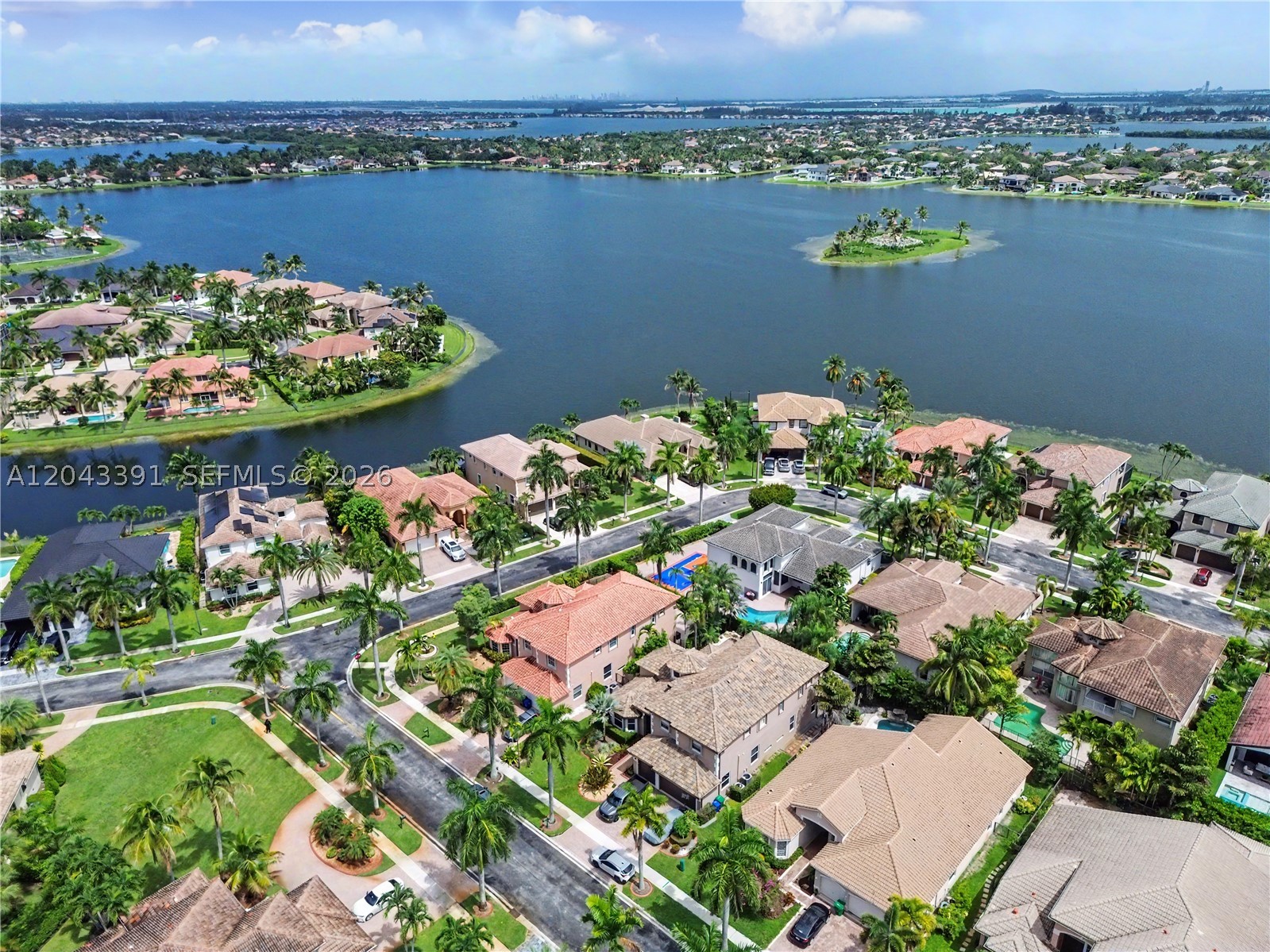 18900 SW 32nd Ct, Miramar FL 33029
