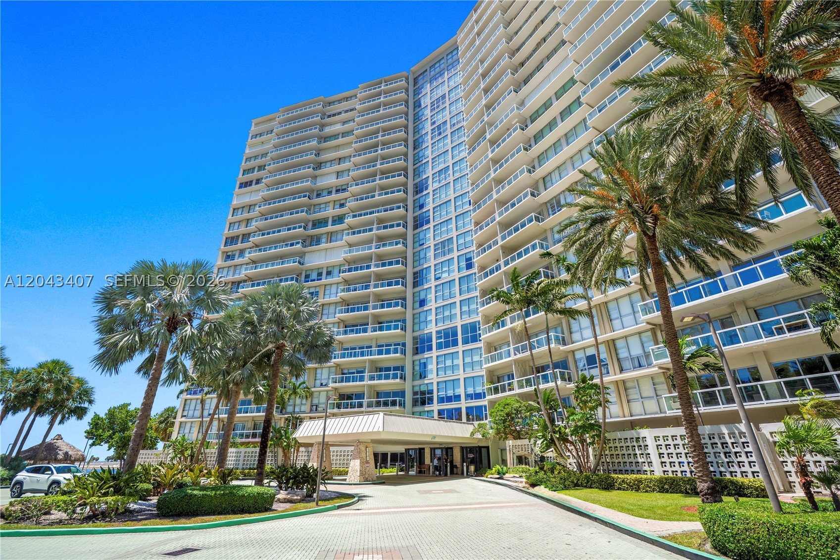2451 Brickell Ave #PHL, Miami FL 33129