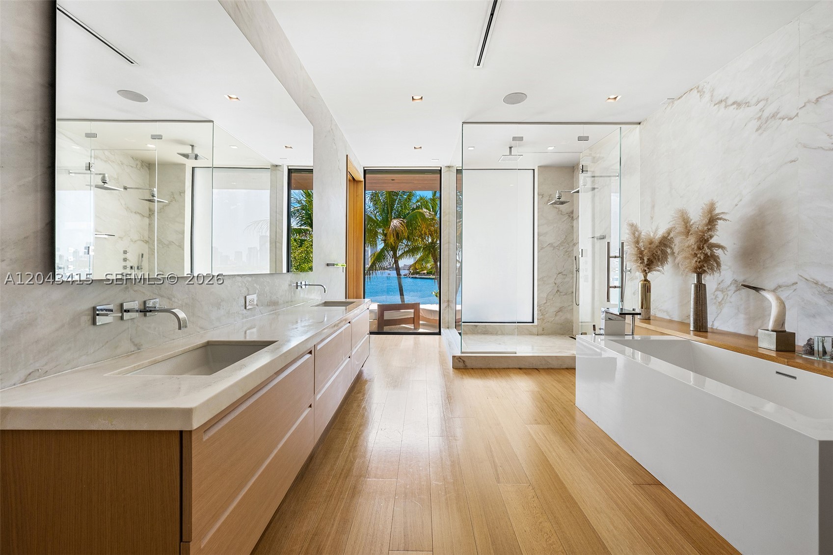126 W San Marino Dr, Miami Beach FL 33139