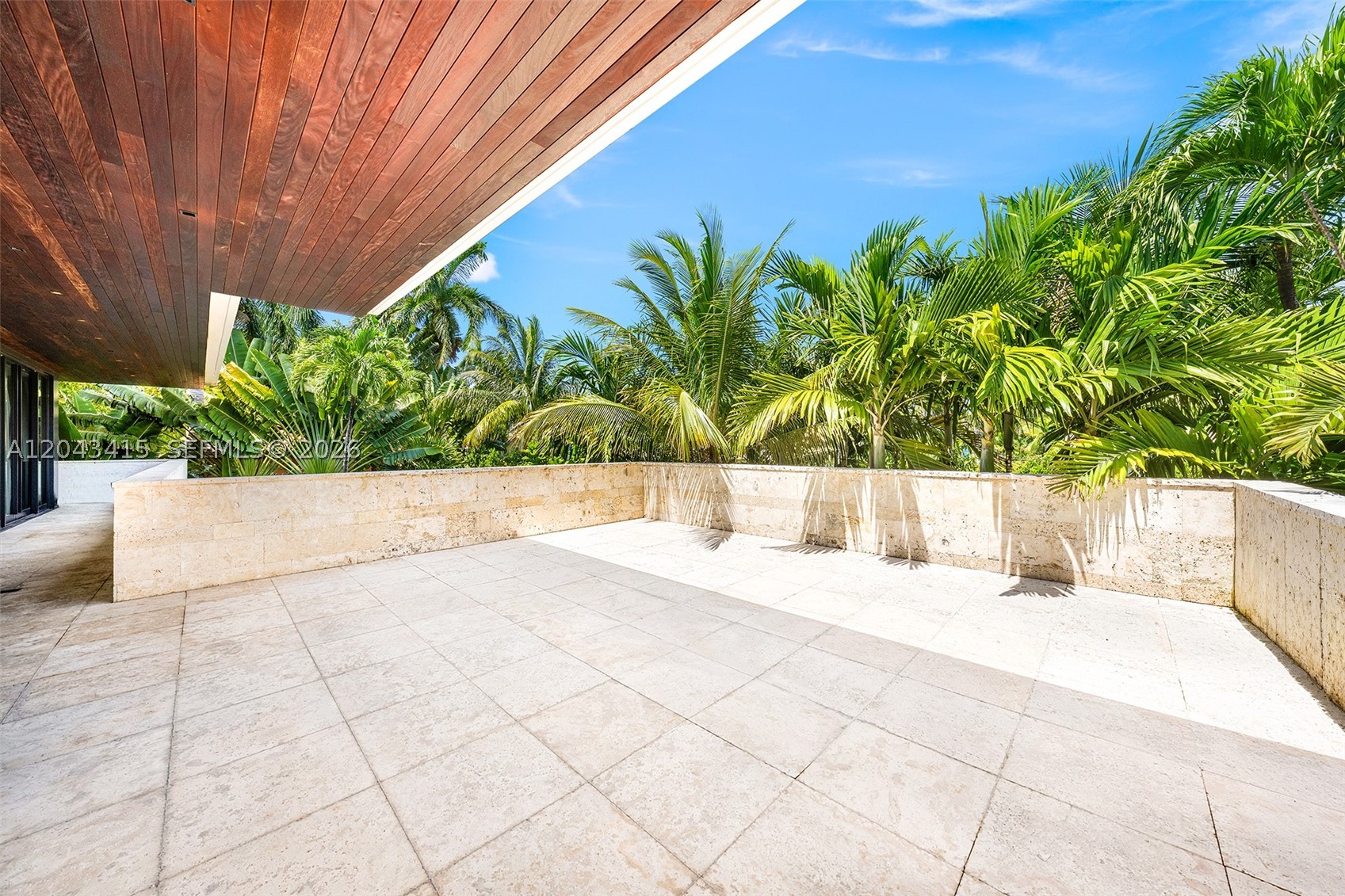 126 W San Marino Dr, Miami Beach FL 33139