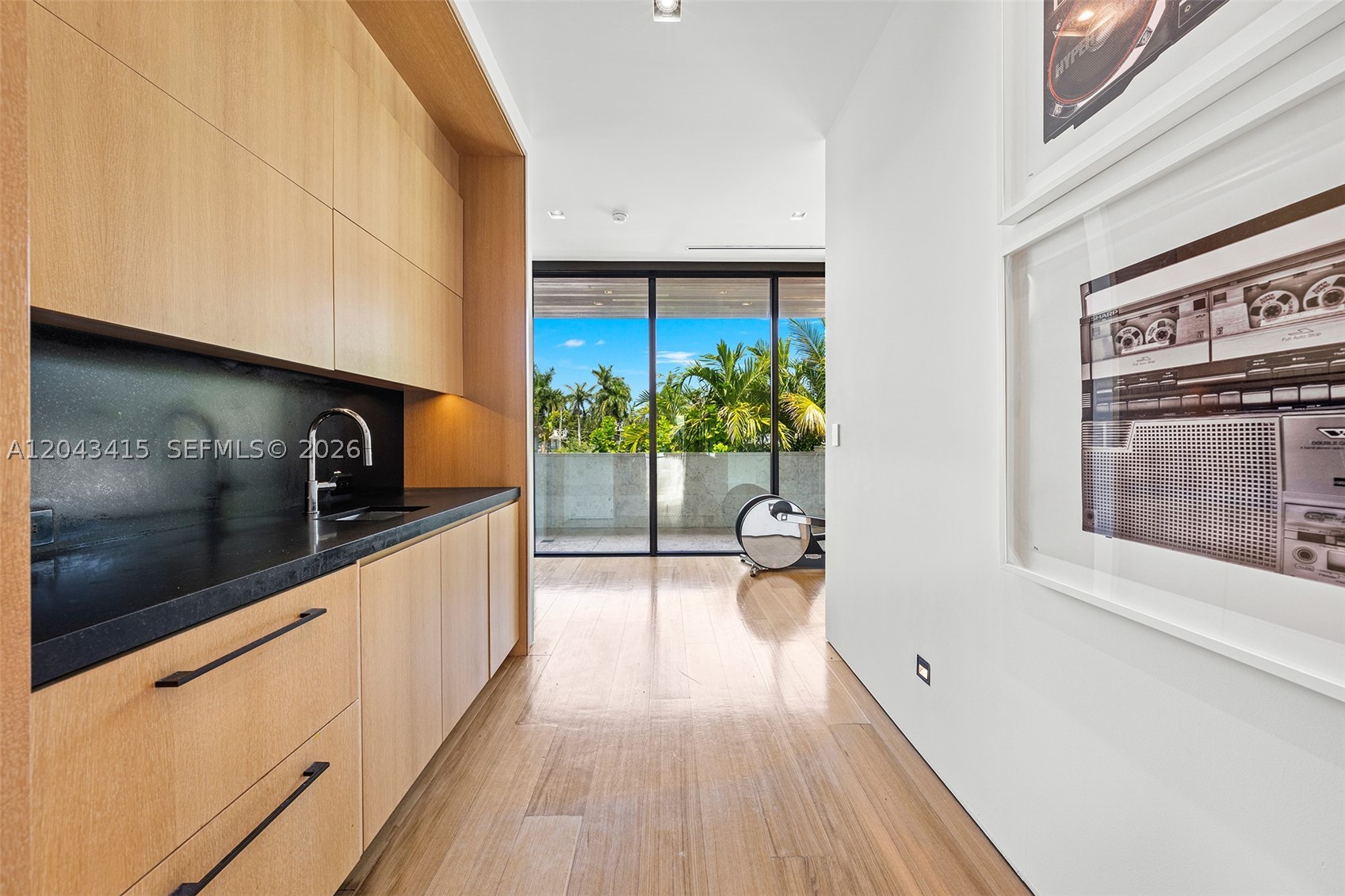 126 W San Marino Dr, Miami Beach FL 33139