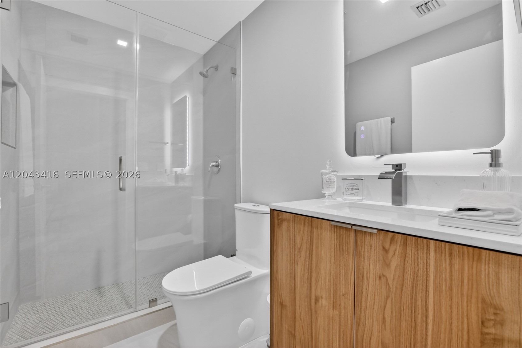3330 NE 190th St #718, Aventura FL 33180