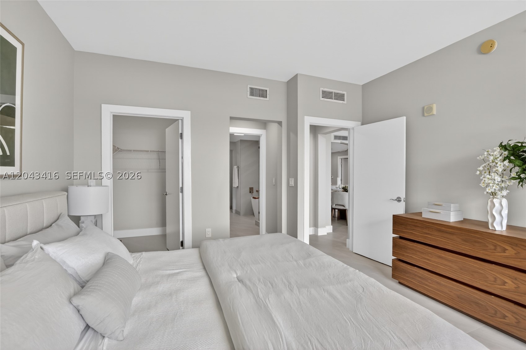 3330 NE 190th St #718, Aventura FL 33180