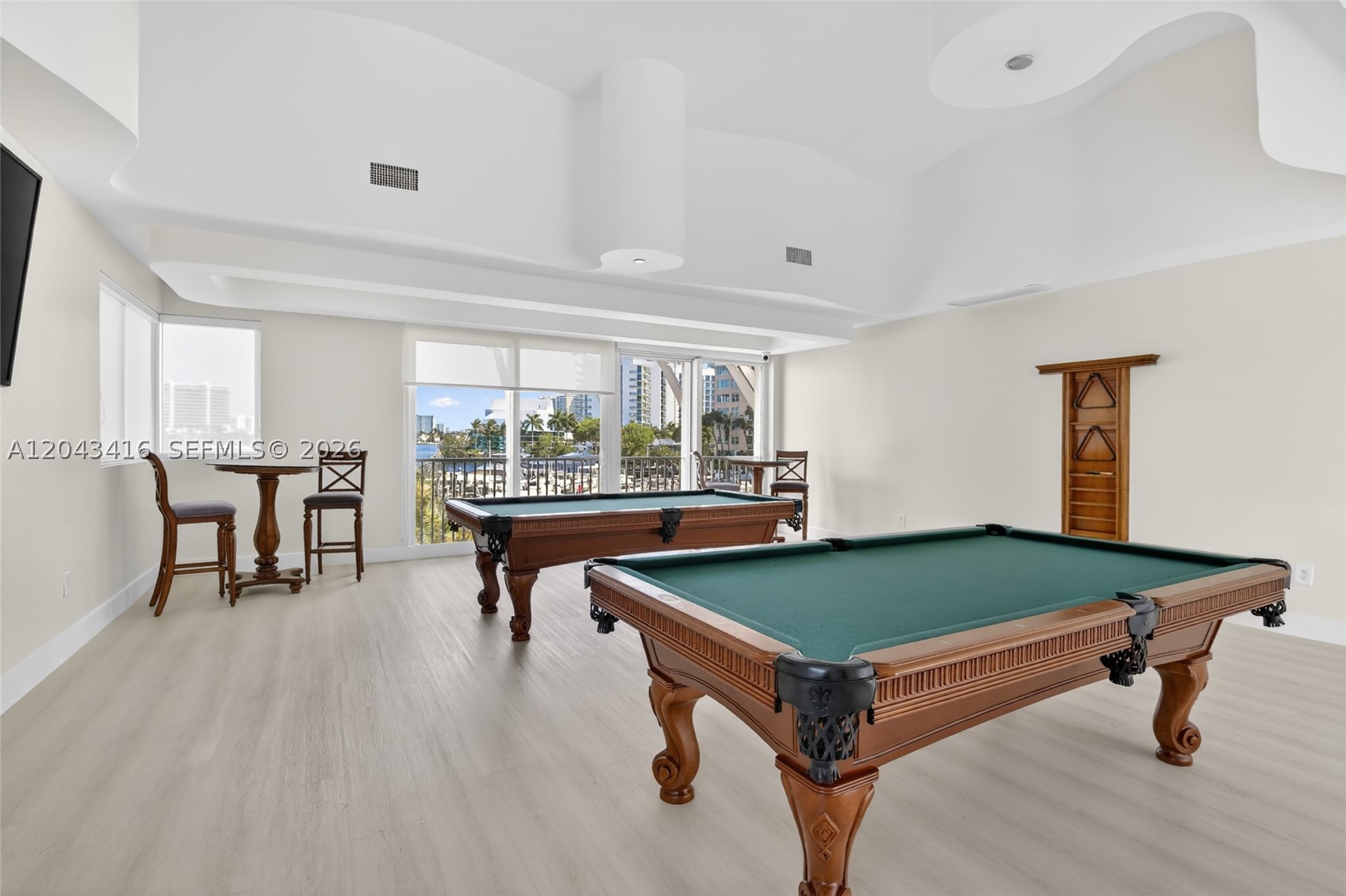 3330 NE 190th St #718, Aventura FL 33180