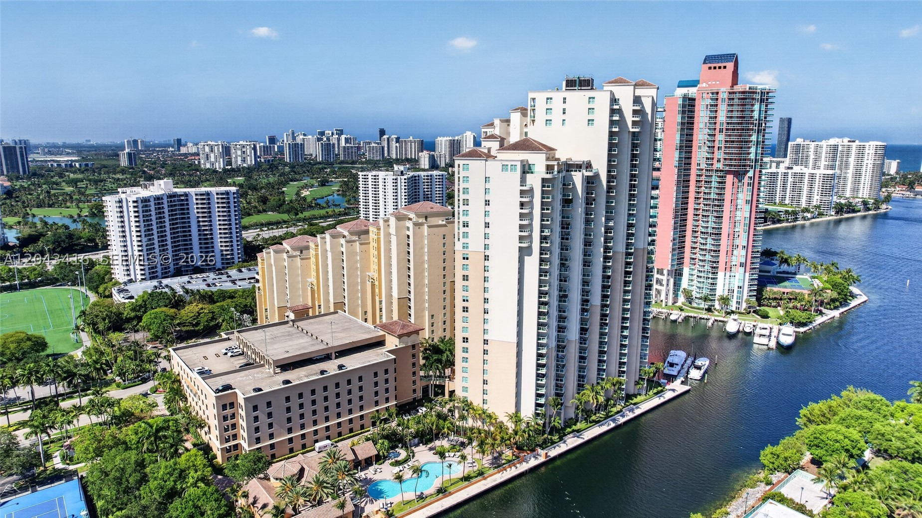 3330 NE 190th St #718, Aventura FL 33180